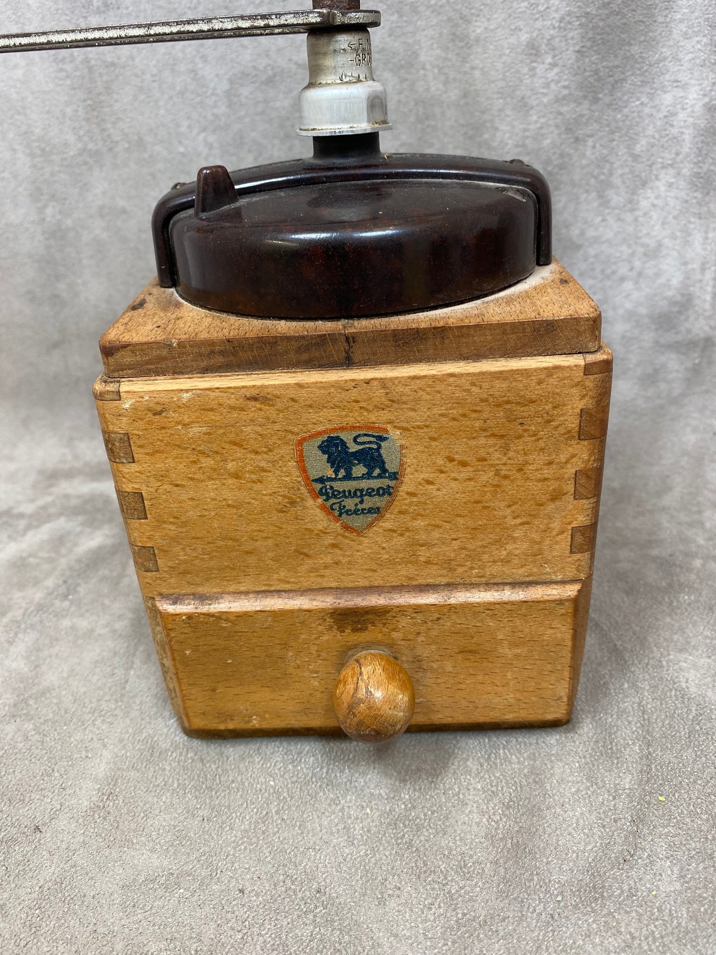 Peugeot Frères wooden coffee grinder model EX dated between 1947 and 1960 Shabby chic Made in France
