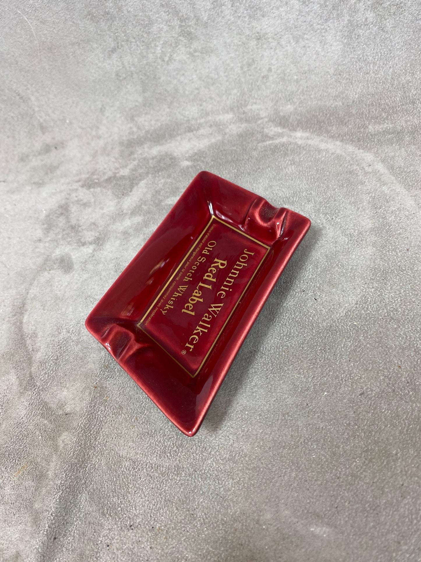 Johnnie Walker ashtray pocket emptier vintage advertising item in red ceramic Made in France