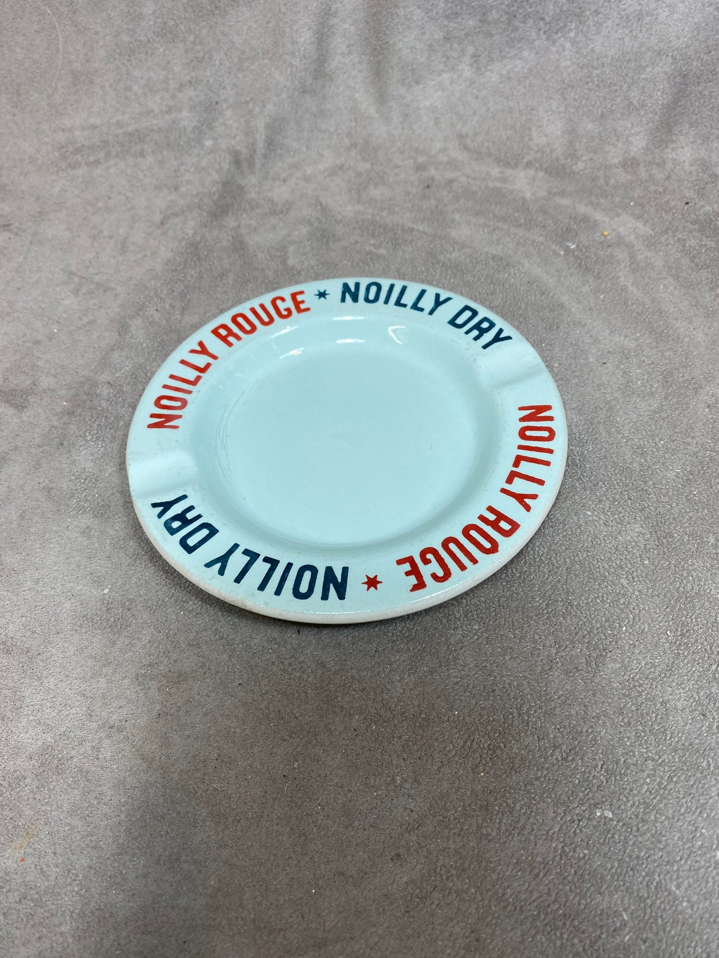 Cendrier vintage Noilly Dry Noilly Rouge en faience bleu Made in france