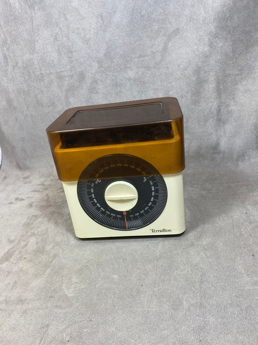 Terraillon beige scale with vintage green numbers 3 kg scale Made in France