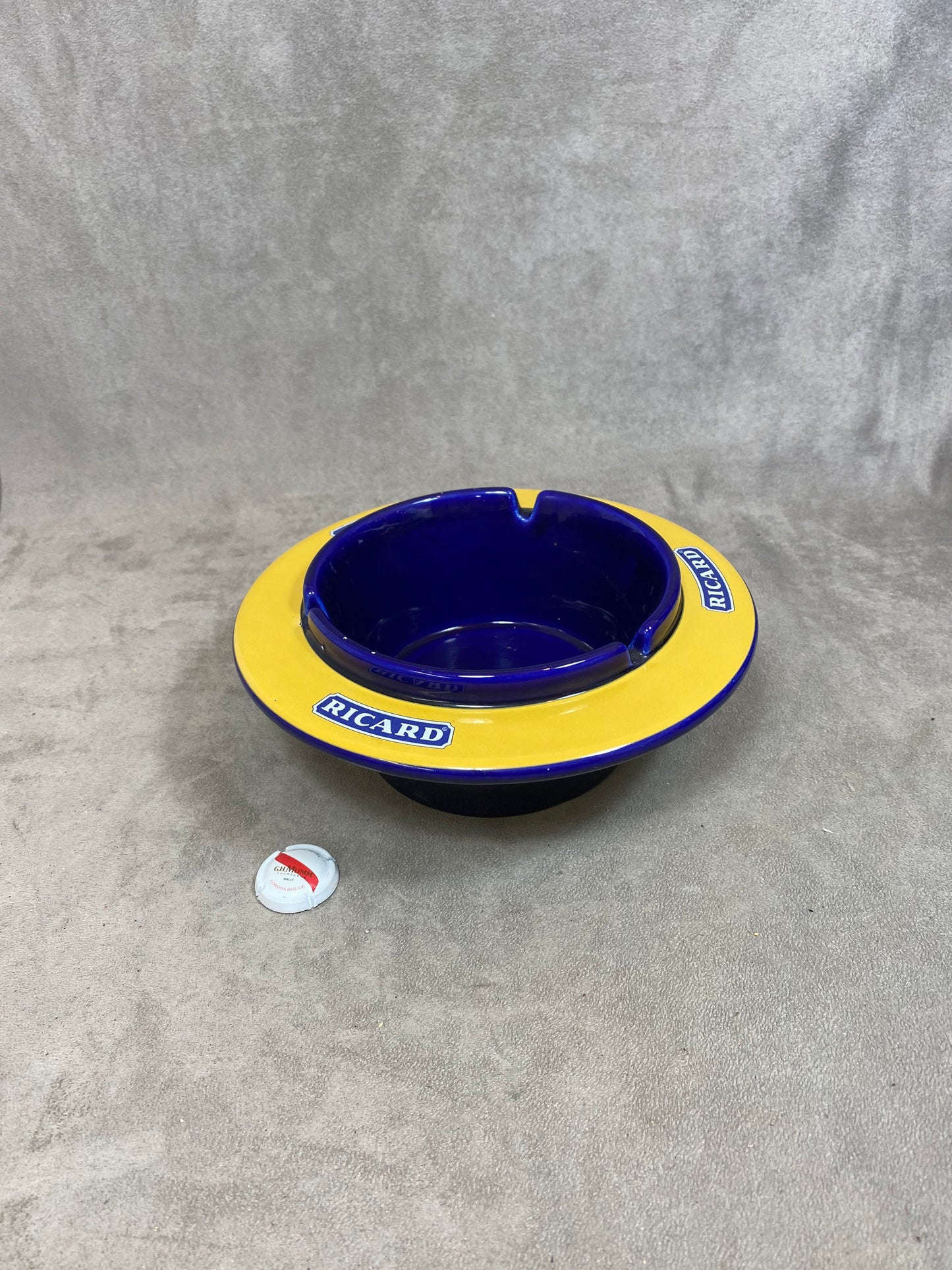 RARE Ricard XXL round bar ashtray vintage yellow ceramic advertising ashtray Vintage 1980