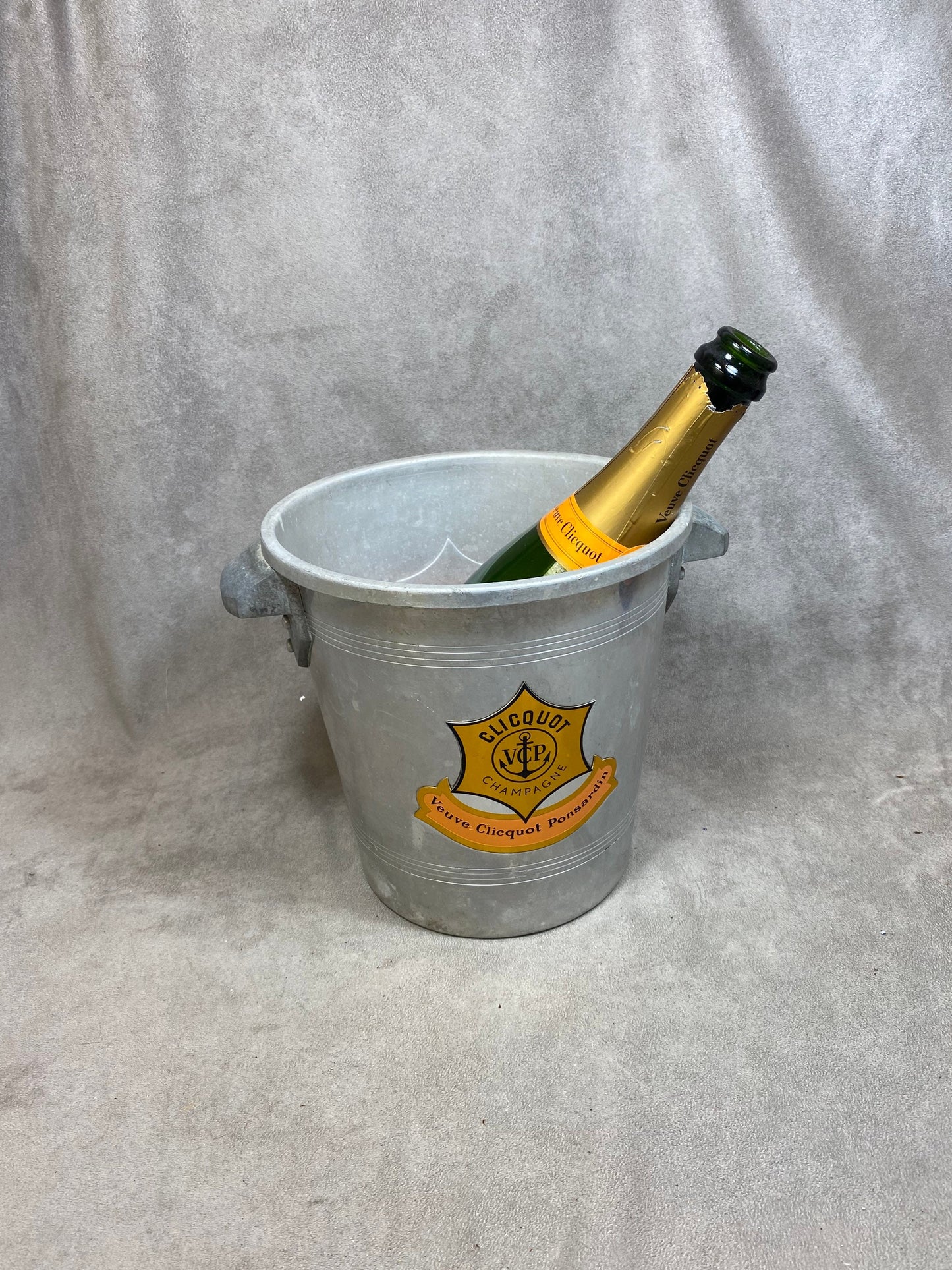 RARE Veuve Clicquot seau à champagne vintage pour bouteille de champagne seau Veuve Clicquot, Champagne , Cadeau Champagne Made in France