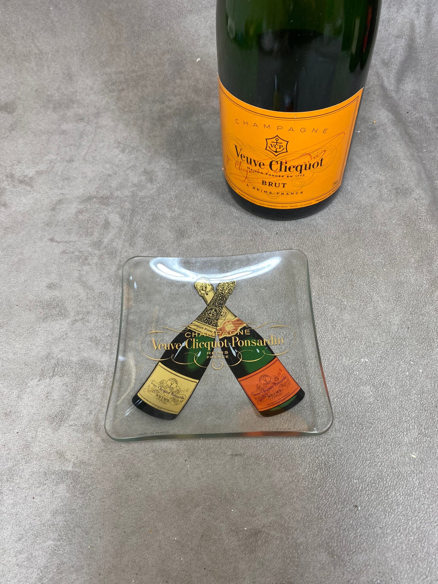 SELTENER Veuve Clicquot Ponsardin Aschenbecher, Vintage-Werbeartikel aus Glas, Champagner Reims, Frankreich, Vintage