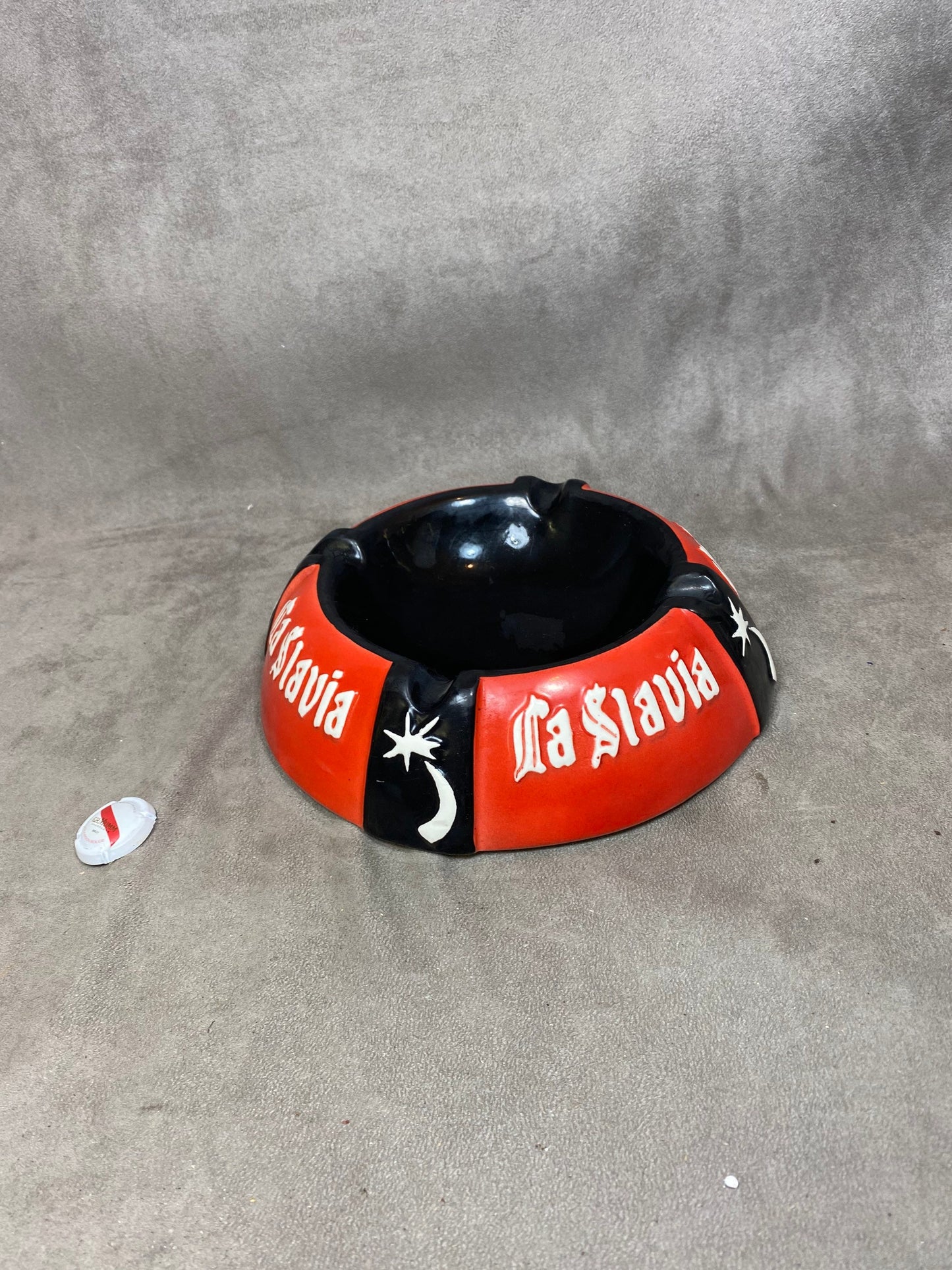 RARE XXL La Slavia beer ashtray in black and red ceramic vintage Made in France