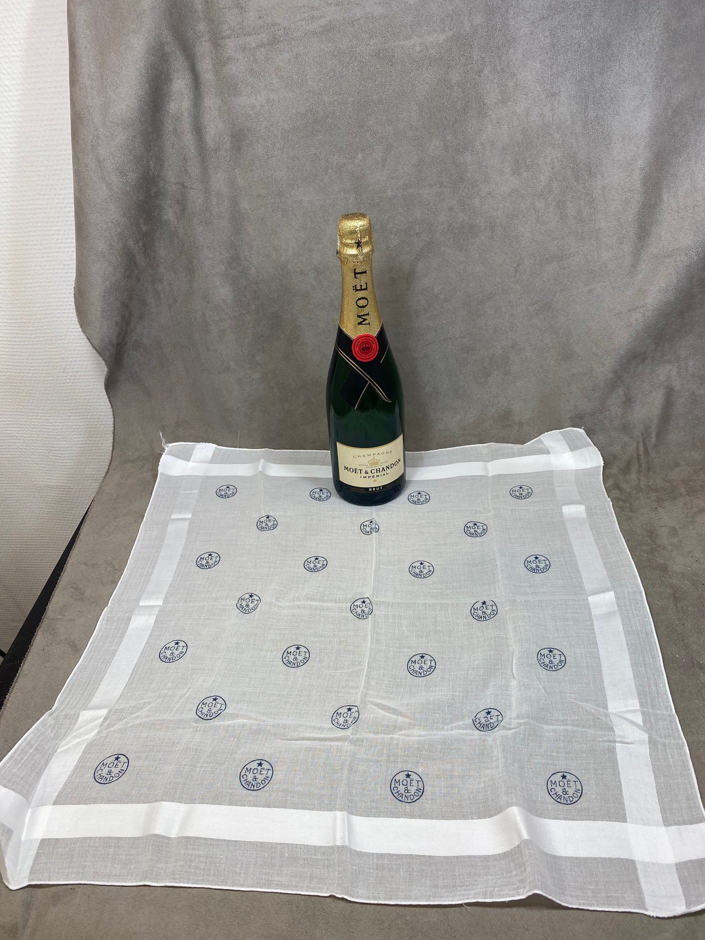 RARE Vintage Moet et Chandon Champagne Silk Cotton Pouch Made in France