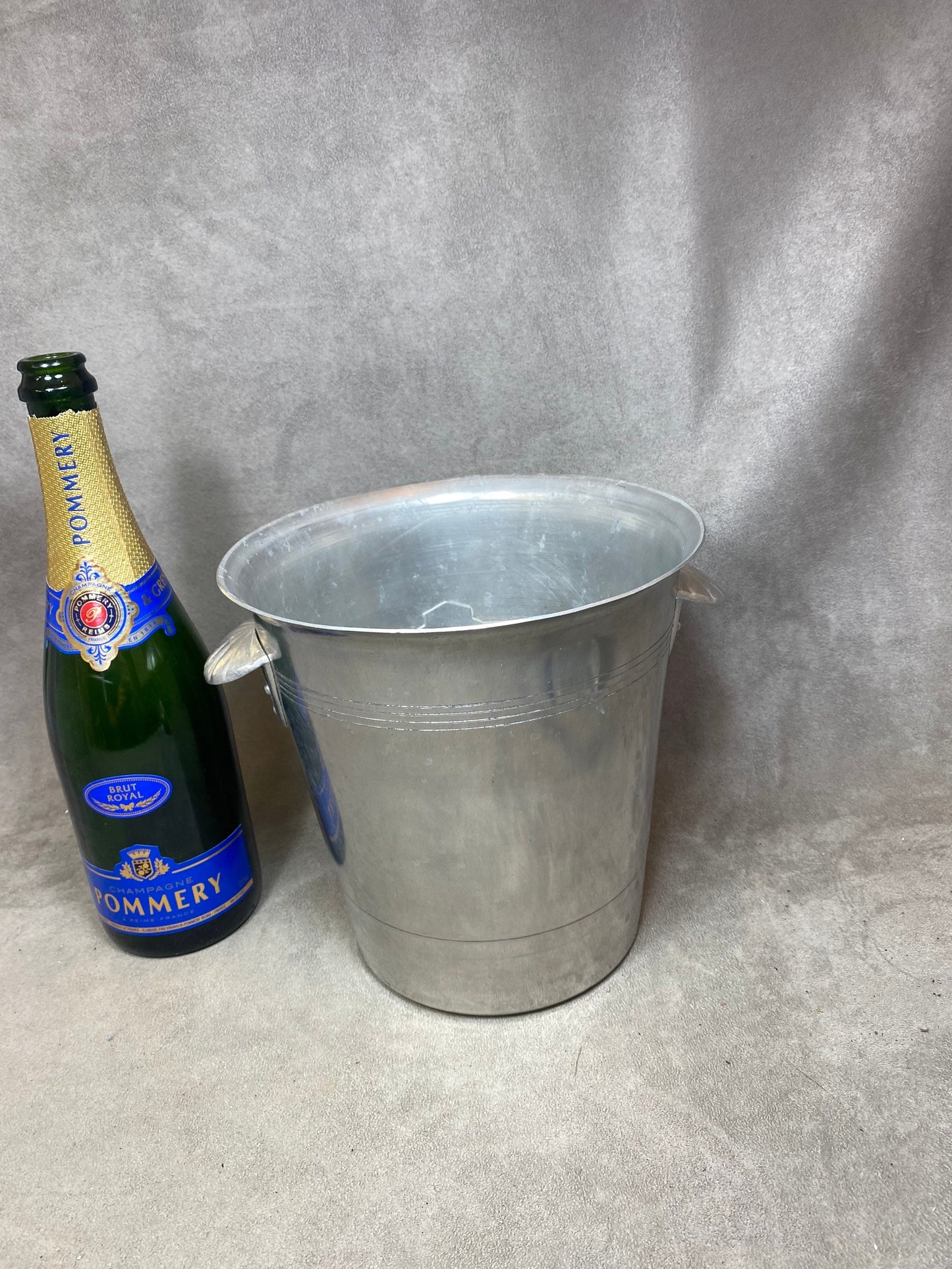 Seau à champagne Pommery&Greno  en aluminium vintage Made in France