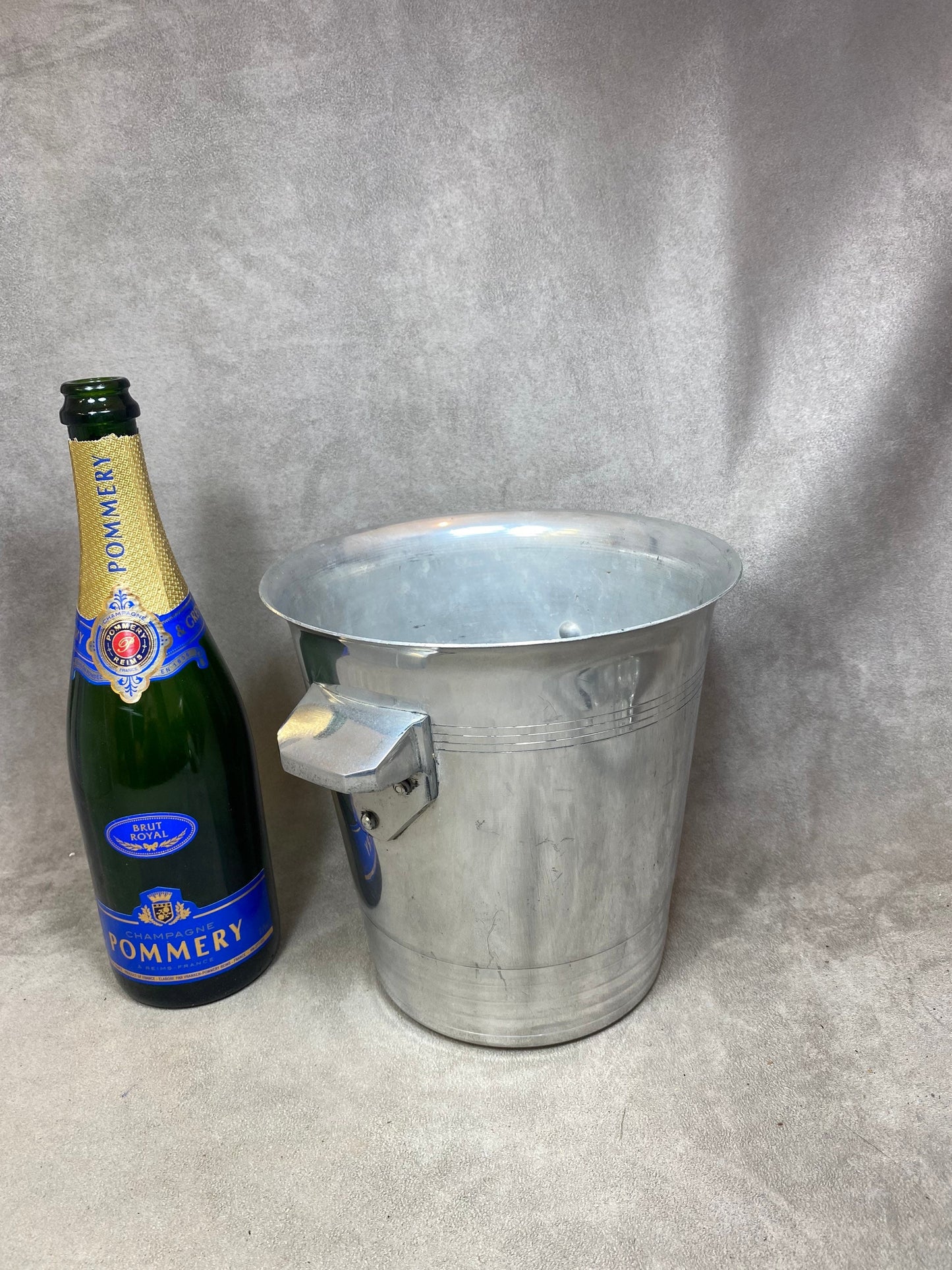 Seau à champagne Pommery&Greno  en aluminium vintage Made in France