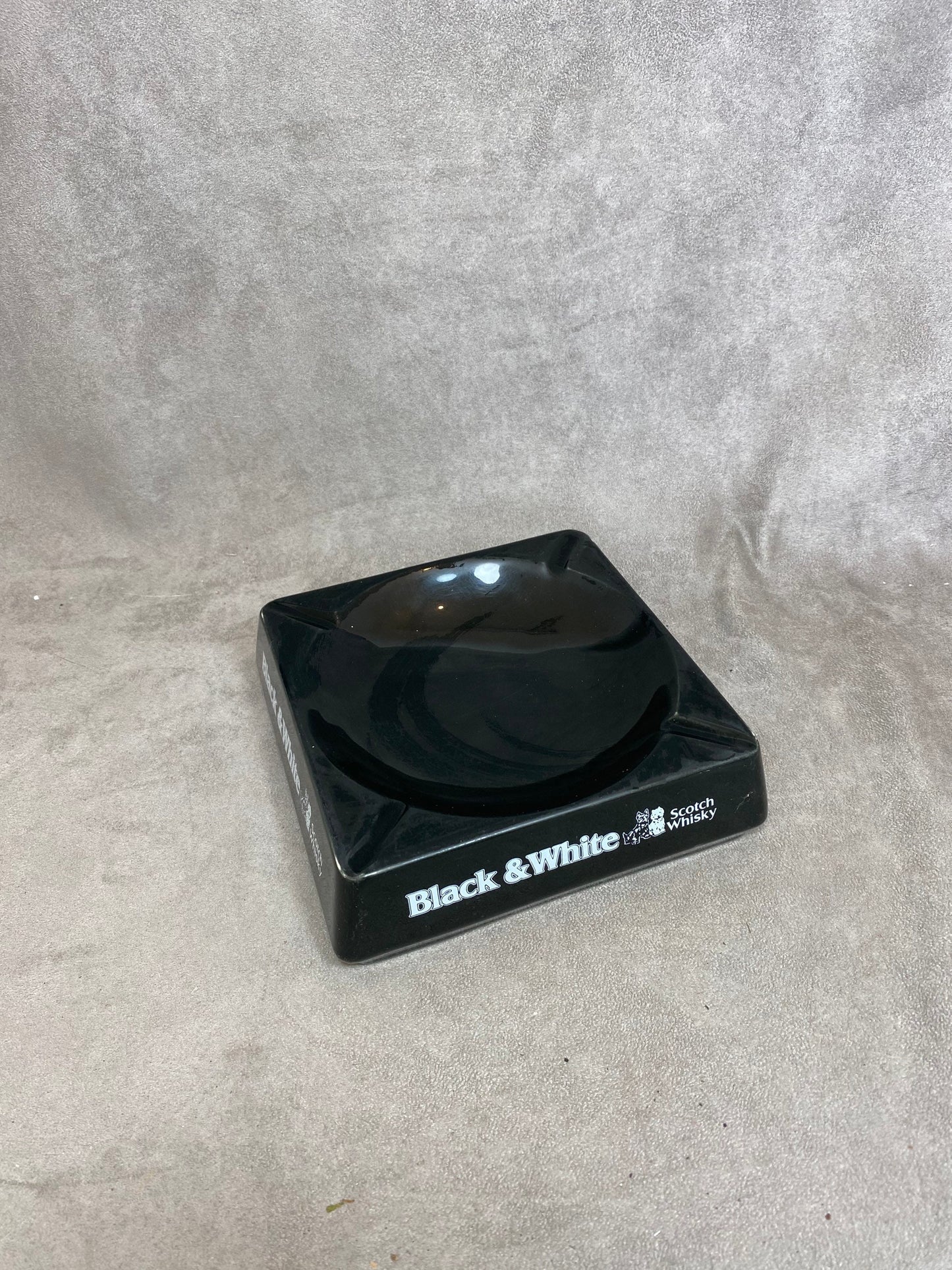 Vintage Black&amp;White Whisky Ceramic Ashtray Made in England Wade 1990s