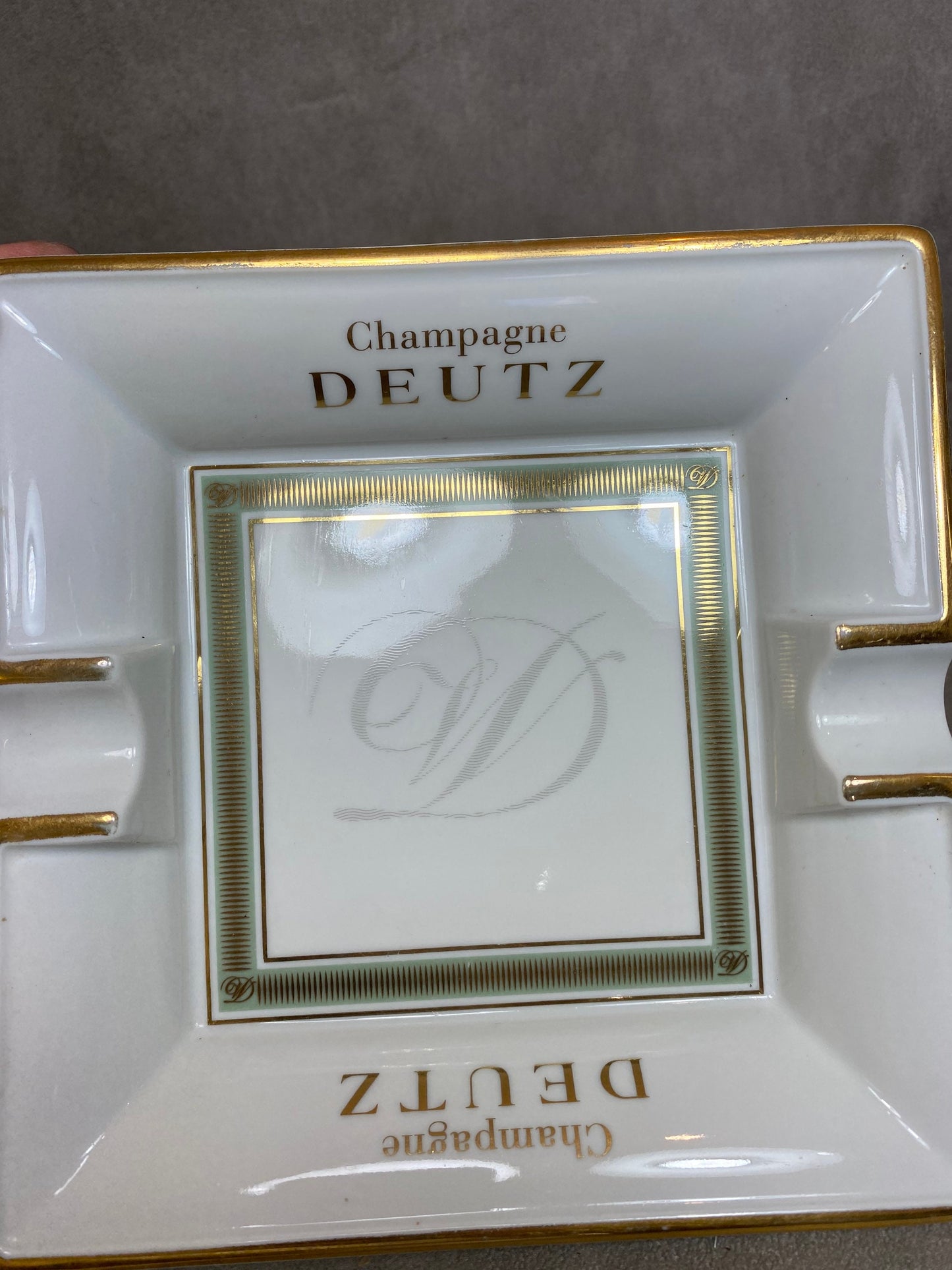 RARE Magnificent Deutz ashtray in white porcelain Made in France 1980s