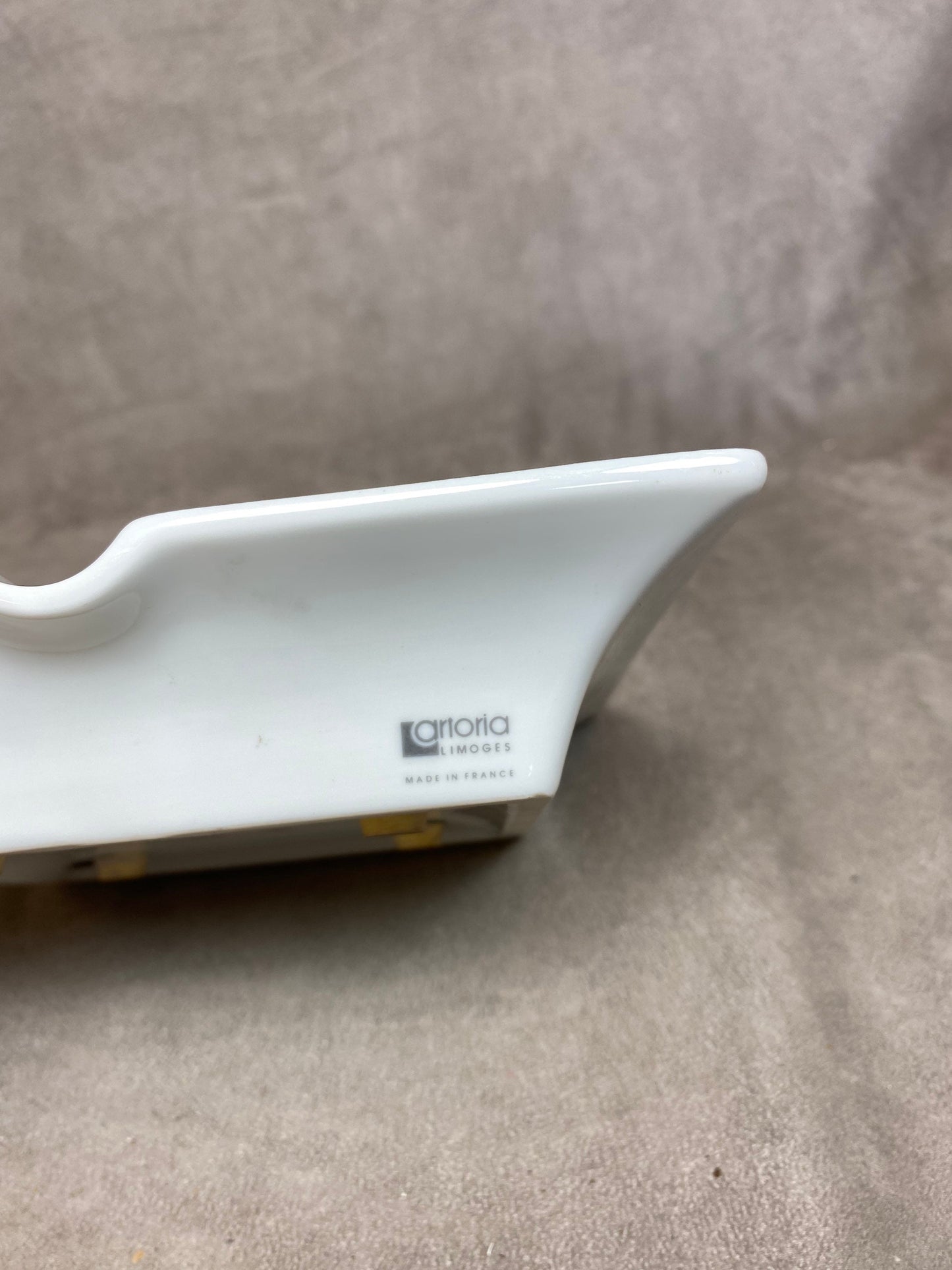 RARE Magnificent Deutz ashtray in white porcelain Made in France 1980s