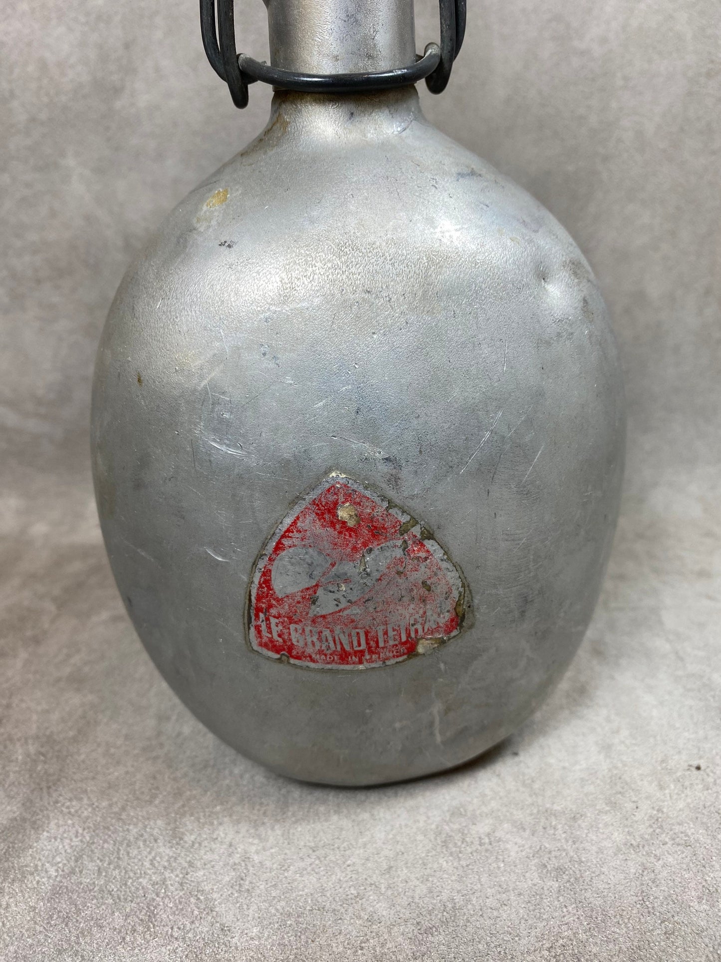 Le Grand Tétras aluminum bottle with vintage mechanical cap, capacity 0.5 liters, Made in France