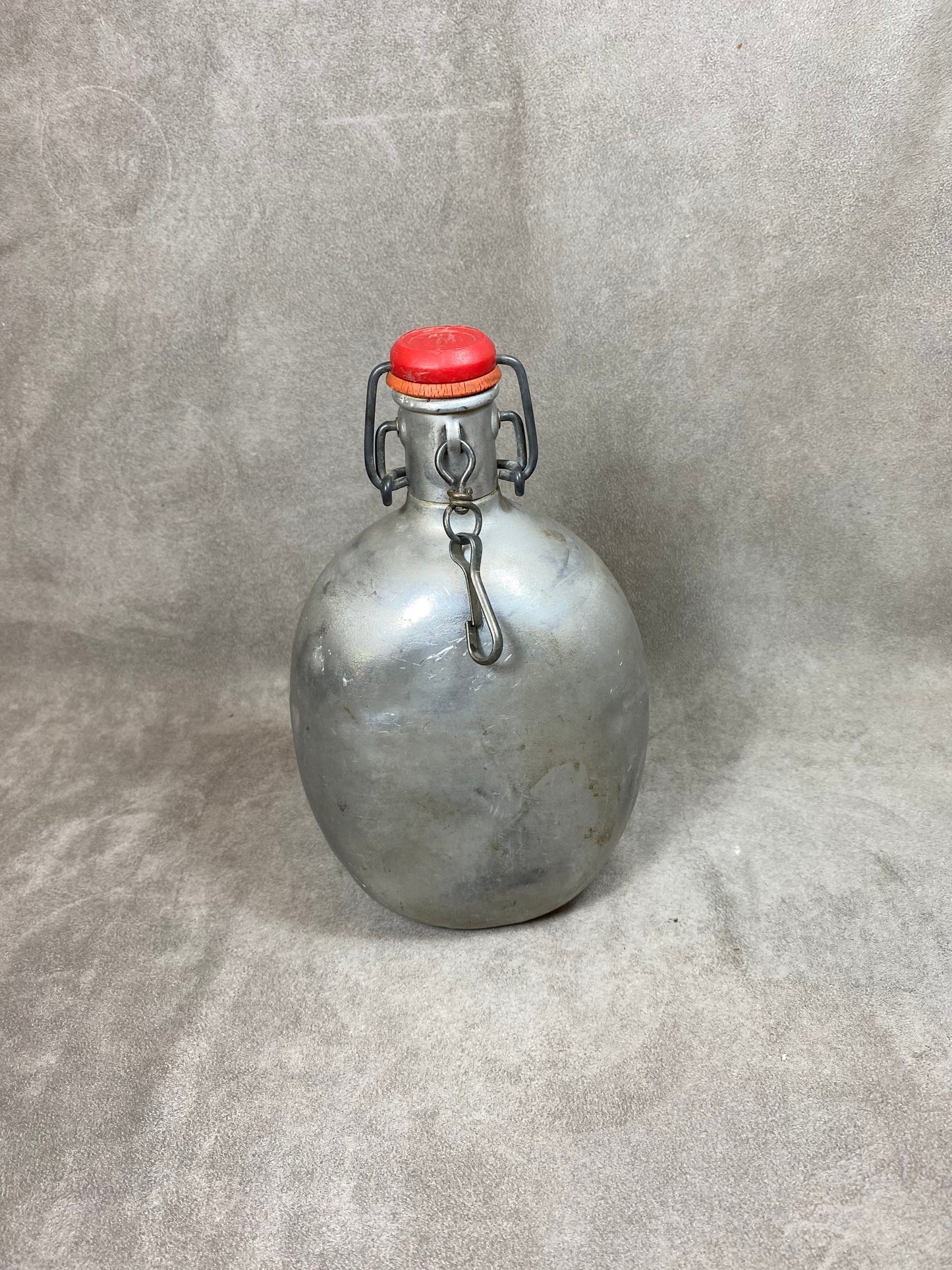 Le Grand Tétras aluminum bottle with vintage mechanical cap, capacity 0.5 liters, Made in France