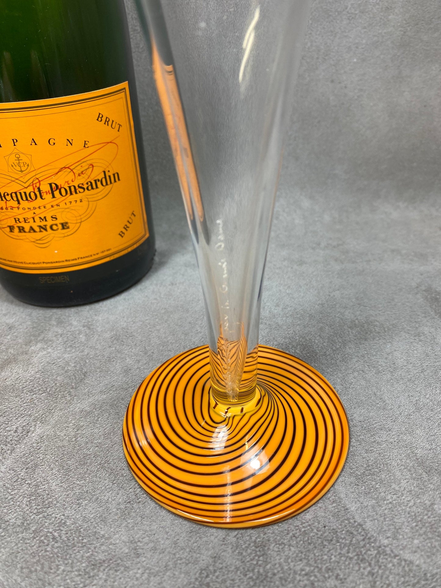 VERY RARE Veuve Clicquot 2 Magnificent La Grande Dame Champagne Flutes in Murano Glass Handmade by Carlo Moretti Made in Italy