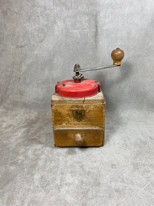 Peugeot Frères red sheet metal and wood coffee grinder EX model dated between 1947 and 1960 Shabby chic Made in France