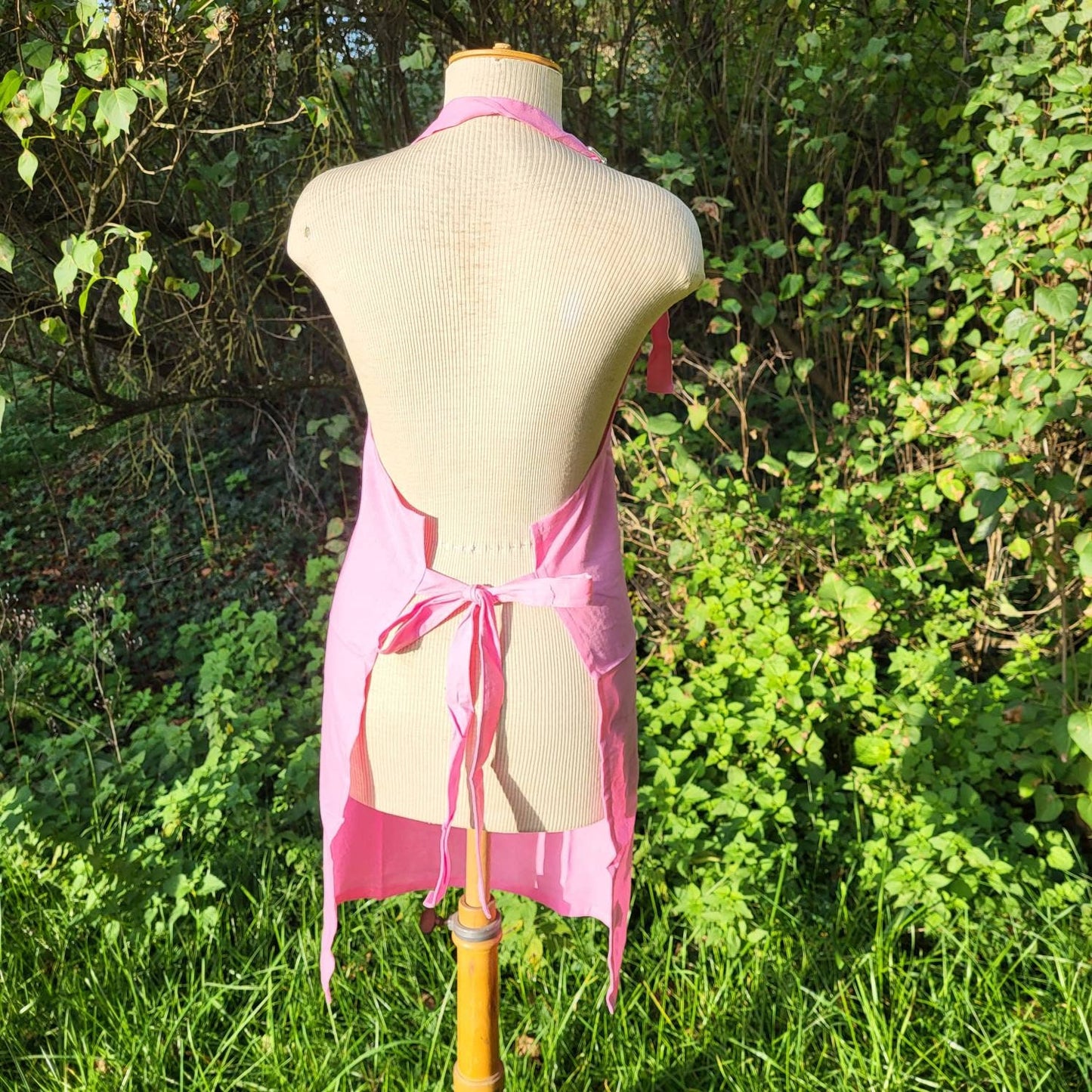 Fossier pink kitchen apron Fossier Biscuit Rose de Reims Made in France