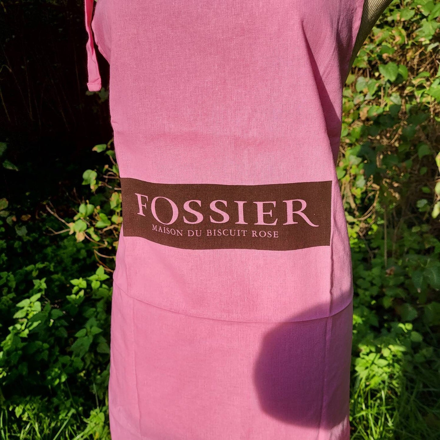Fossier pink kitchen apron Fossier Biscuit Rose de Reims Made in France