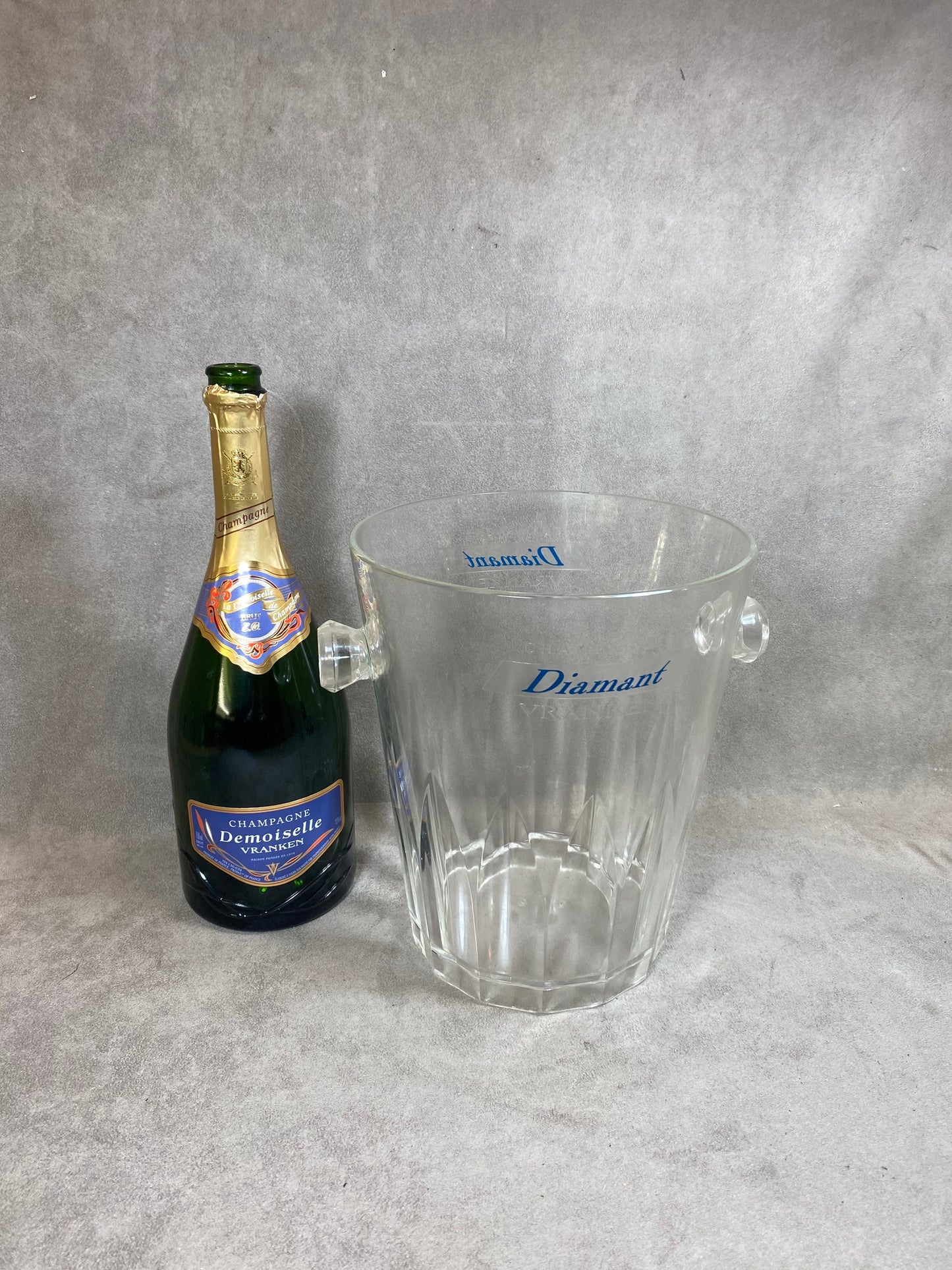 Seau à champagne Vranken en plastique transparent vintage Made in france