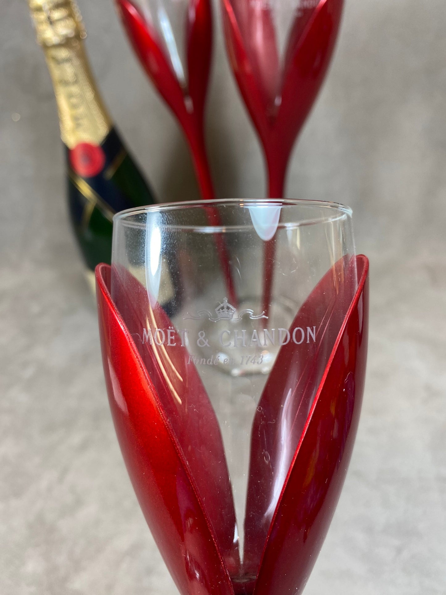 RARE Porte flûte 4 coupe à champagne en forme de fleurs Moet et Chandon en plastique vintage Made in france