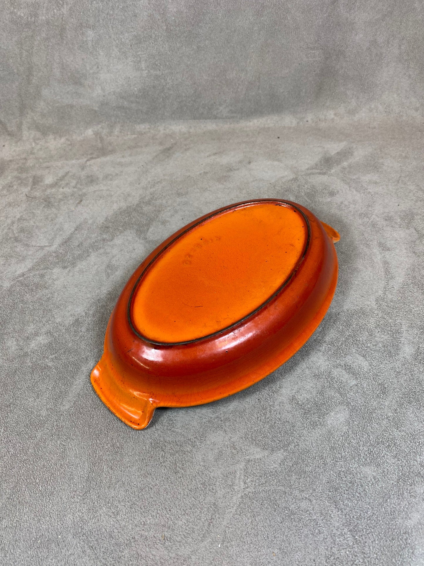 Plat en fonte orange Le Creuset vintage Made in France Années 1980