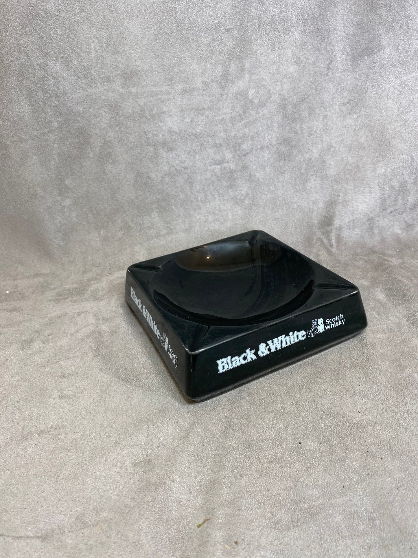 Vintage Black&amp;White Whisky Ceramic Ashtray Made in England Wade 1990s