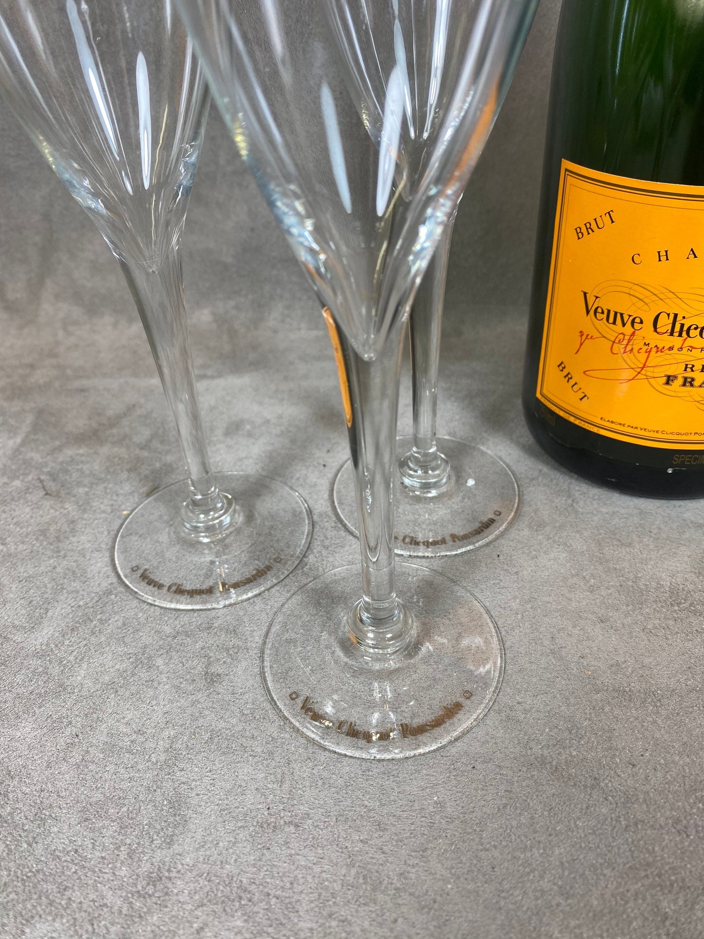 RARE 6 Veuve Clicquot Flutes The authentic vintage mouth-blown glass made in France