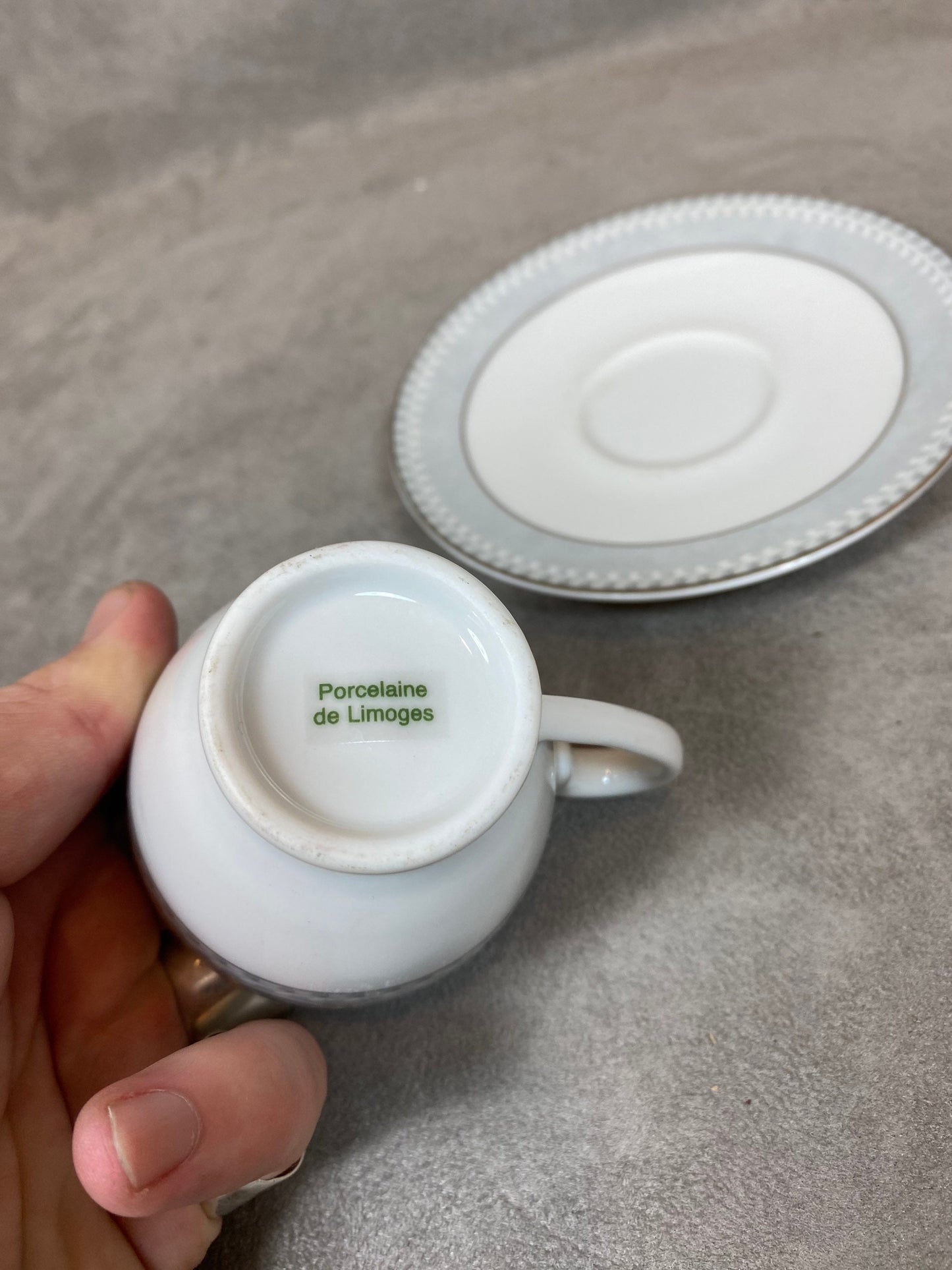 Pretty little coffee cup in Limoges porcelain Guy Degrenne vintage Made in France