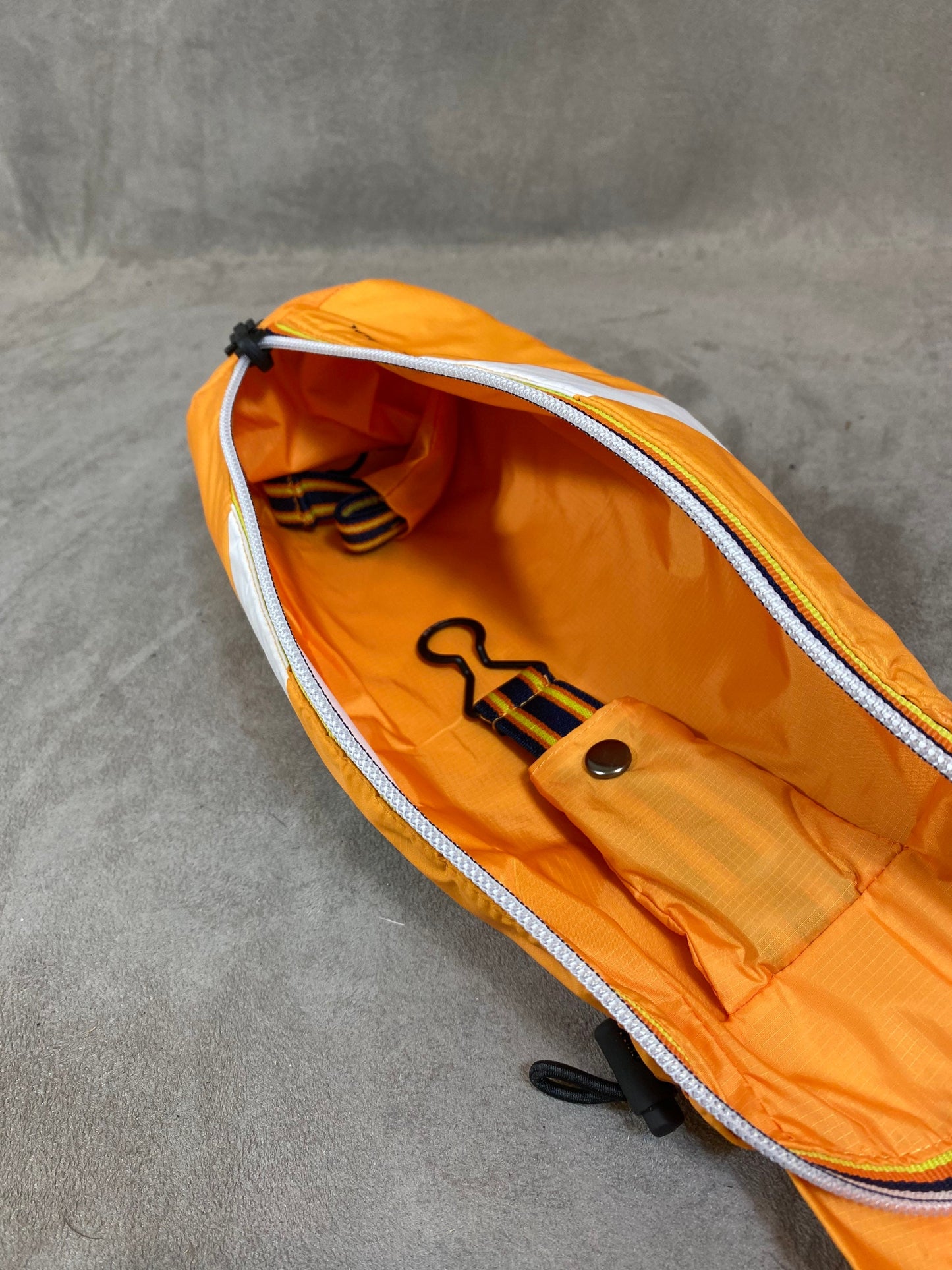 RARE Veuve ClicquotX K-WAY Bottle bag also serving as a vintage satchel 2000s