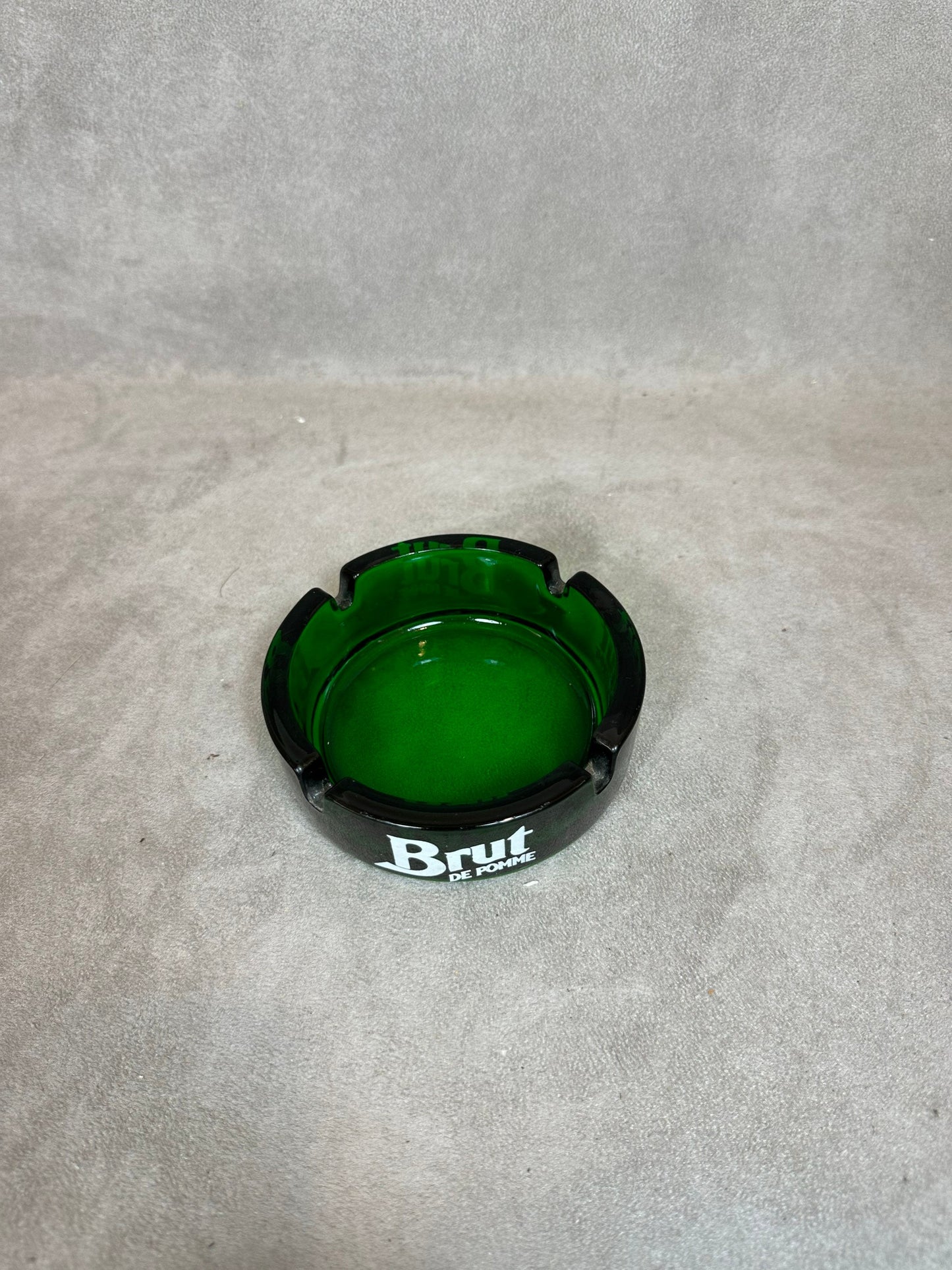 BRUT green glass advertising ashtray from Pomme soda francais vintage Made in France