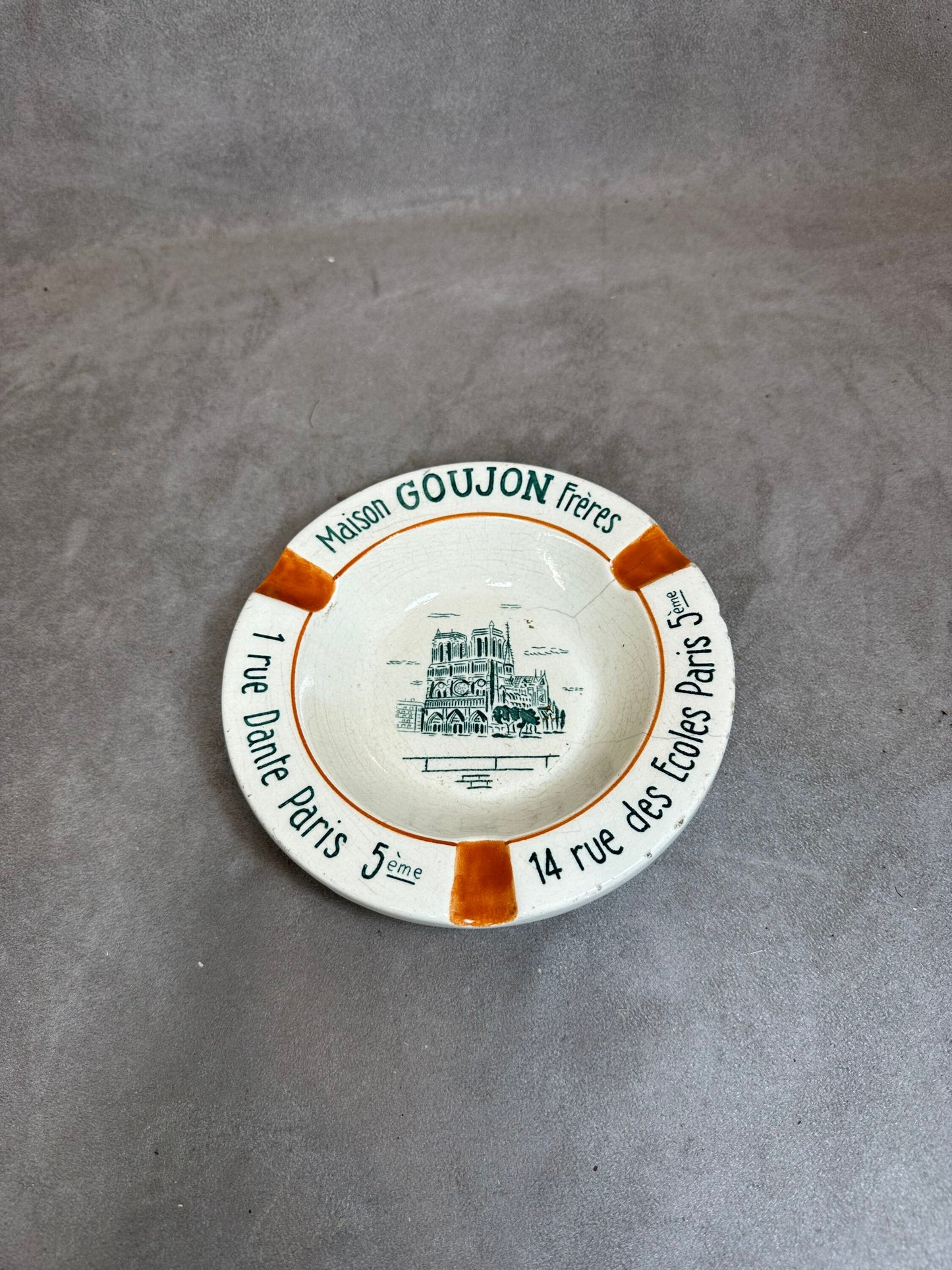 SELTENER GIEN Steingut-Werbeaschenbecher von Maison Goujon Frères, Notre-Dame de Paris, Made in France, Vintage 1970