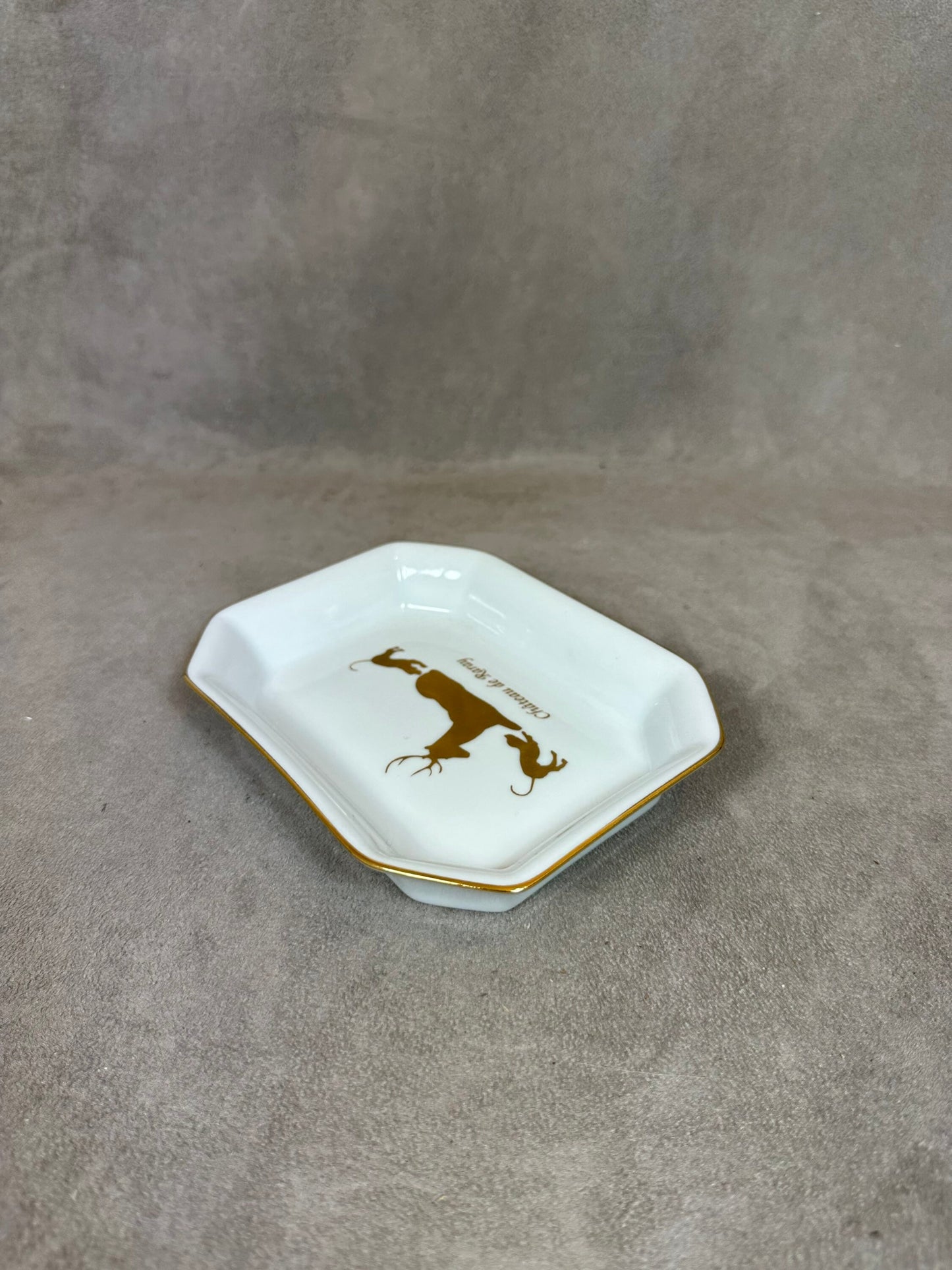 Vintage advertising ashtray from Chateau de Raray in ceramic from the 1970s