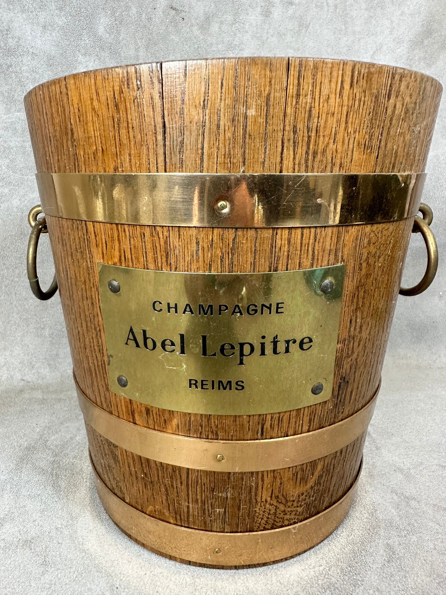 VERY RARE Seau à champagne en chêne massif façon tonnellerie Champagne Abel Lepitre et Prince de Bourbon Parme