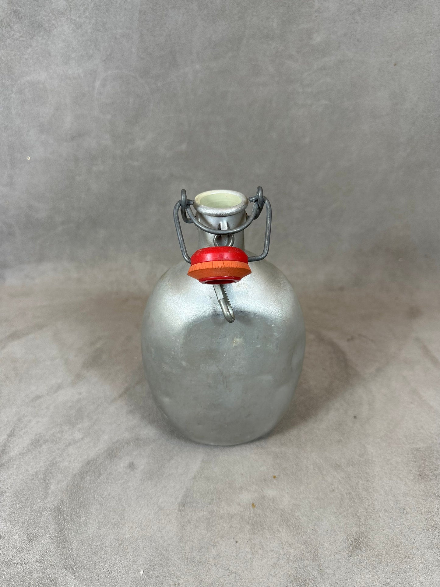 Le Grand Tétras aluminum bottle with vintage mechanical cap, capacity 0.5 liters, Made in France