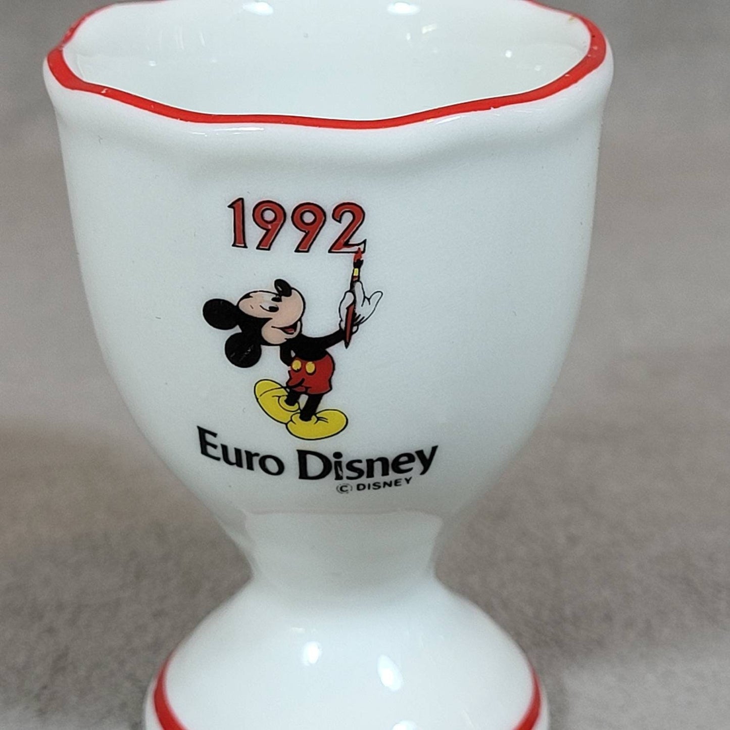 SELTENER Eierbecher für Euro Disney 1992 aus Porzellan Made in Germany 1990er Jahre