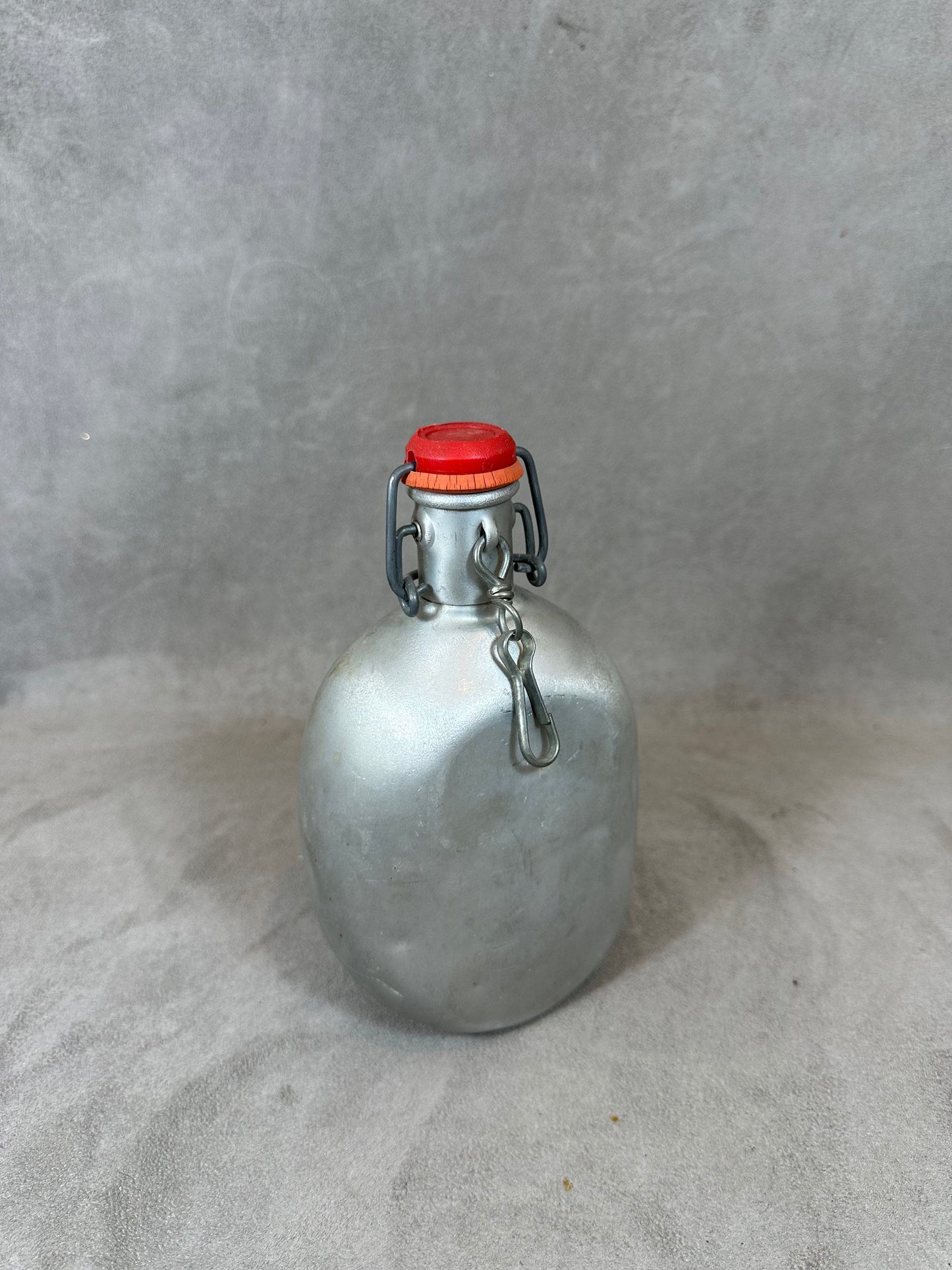 Le Grand Tétras aluminum bottle with vintage mechanical cap, capacity 0.5 liters, Made in France