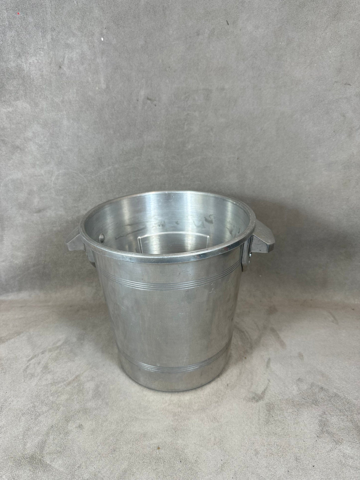 Seau à champagne A.JUNG  Made in France en aluminium  Champagne vintage 1960
