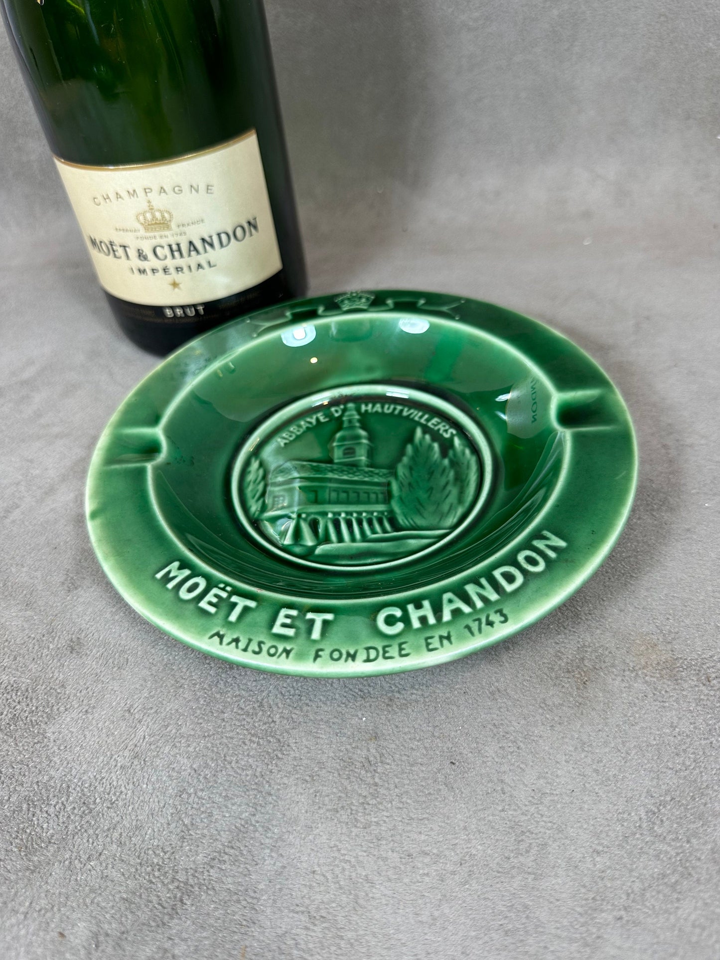 Moët&amp;Chandon French Ashtray, Advertising ashtray, Circa 1960