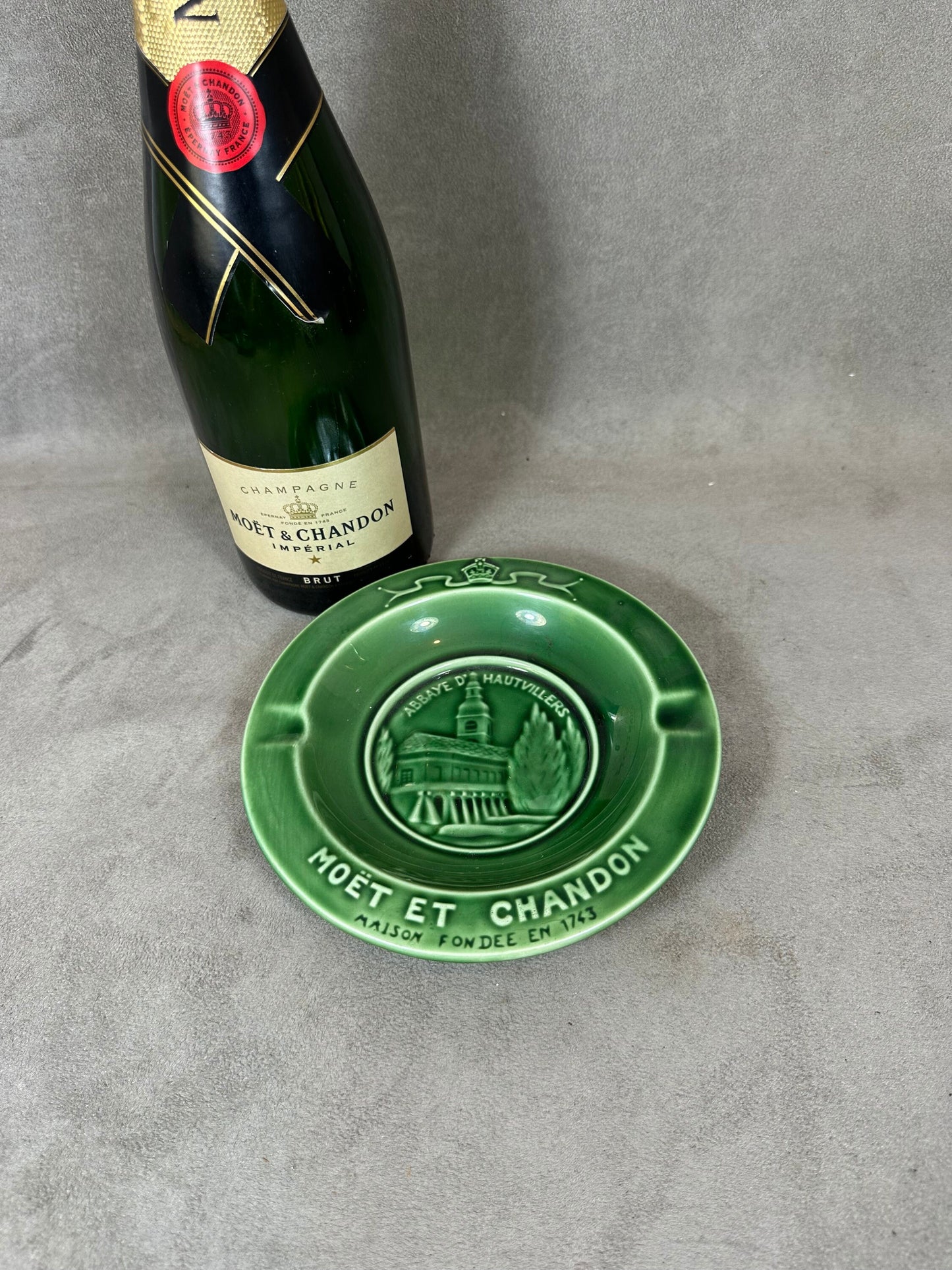 Moët&amp;Chandon Französischer Aschenbecher, Werbeaschenbecher, um 1960