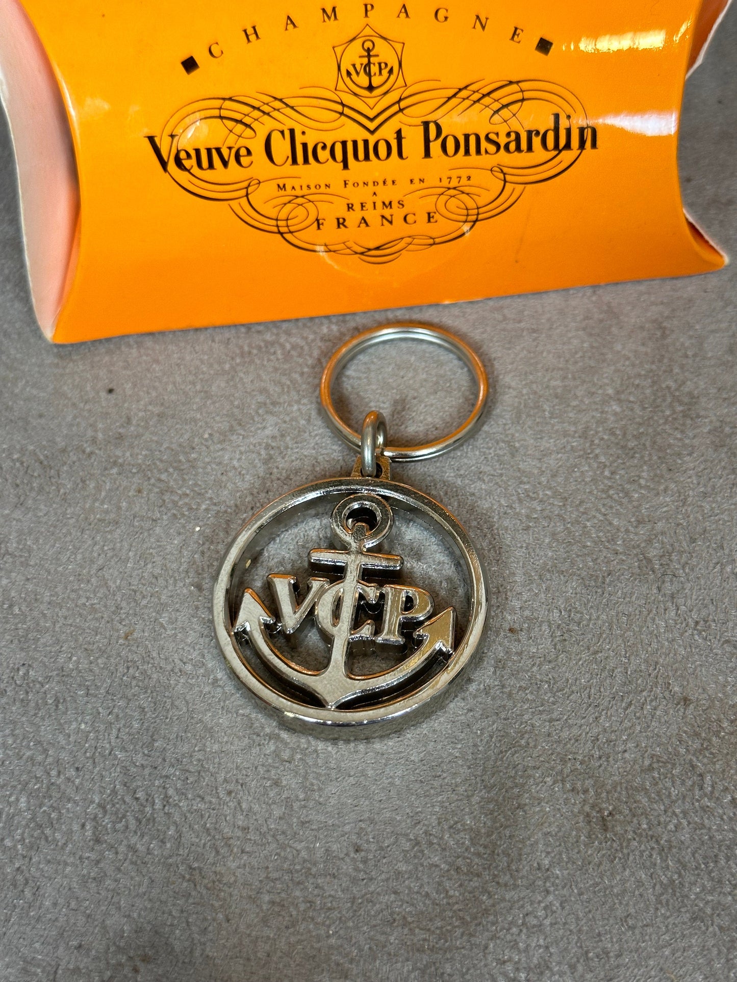 Veuve Clicquot steel key ring Made in France 1980s