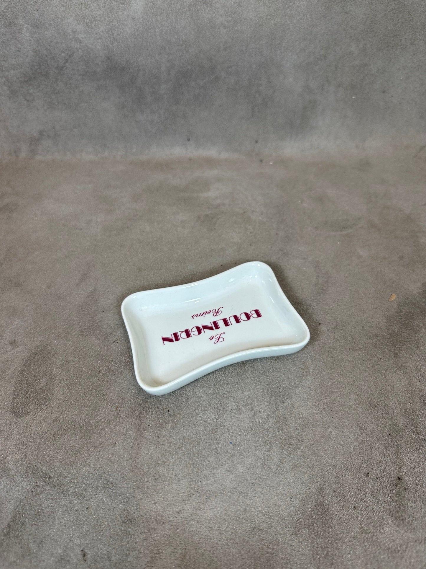 Vintage advertising ashtray for Le Boulingrin restaurant in Reims