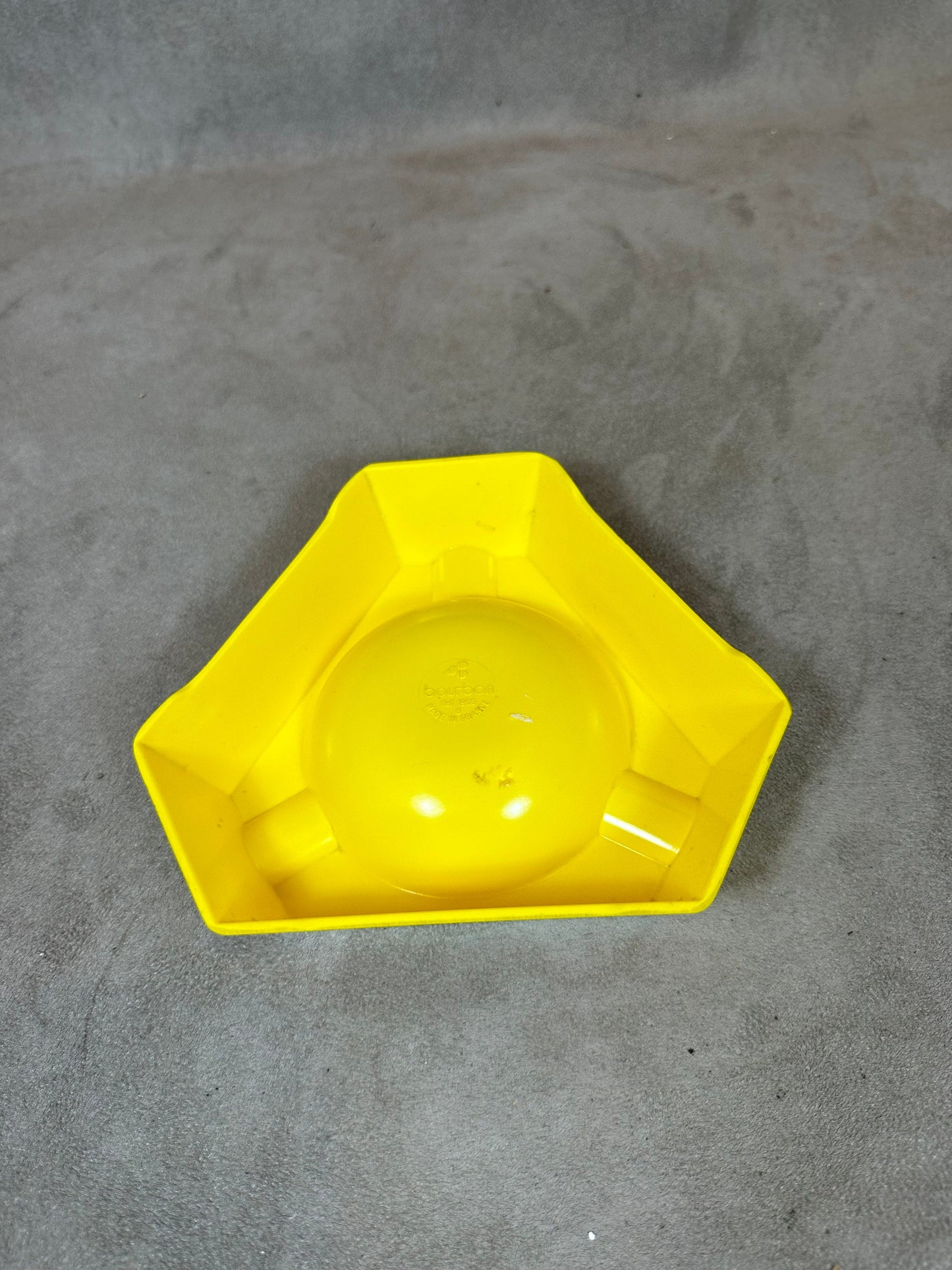 Ricard triangular bar ashtray vintage yellow plastic advertising ashtray Vintage 1960