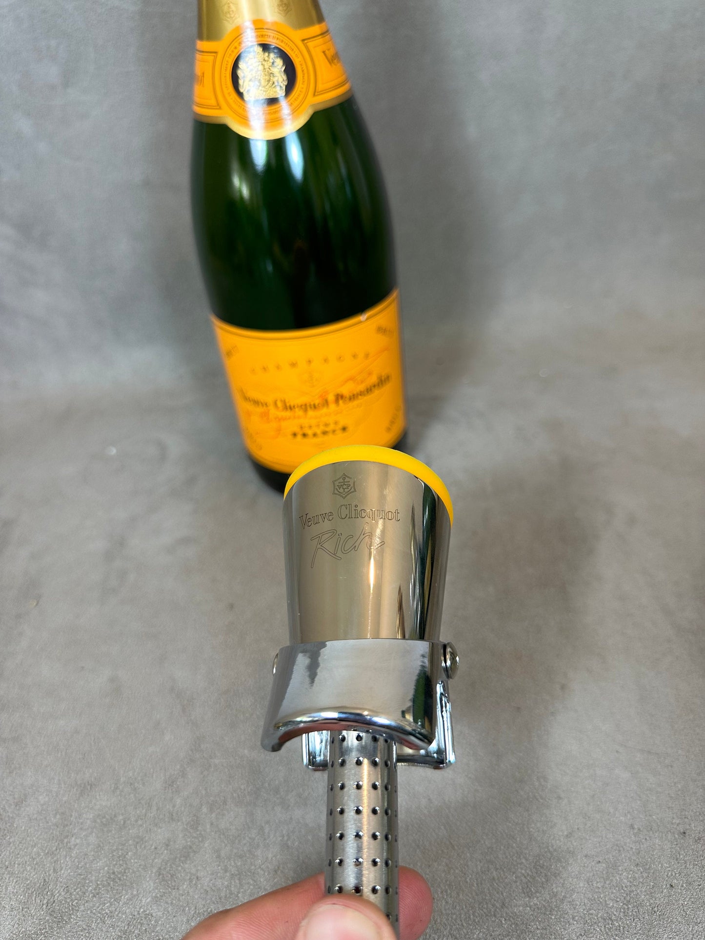 RARE Bouchon en acier spécial Veuve Clicquot Rich pour mélange, mixologie et cocktail  Veuve Clicquot Ponsardin