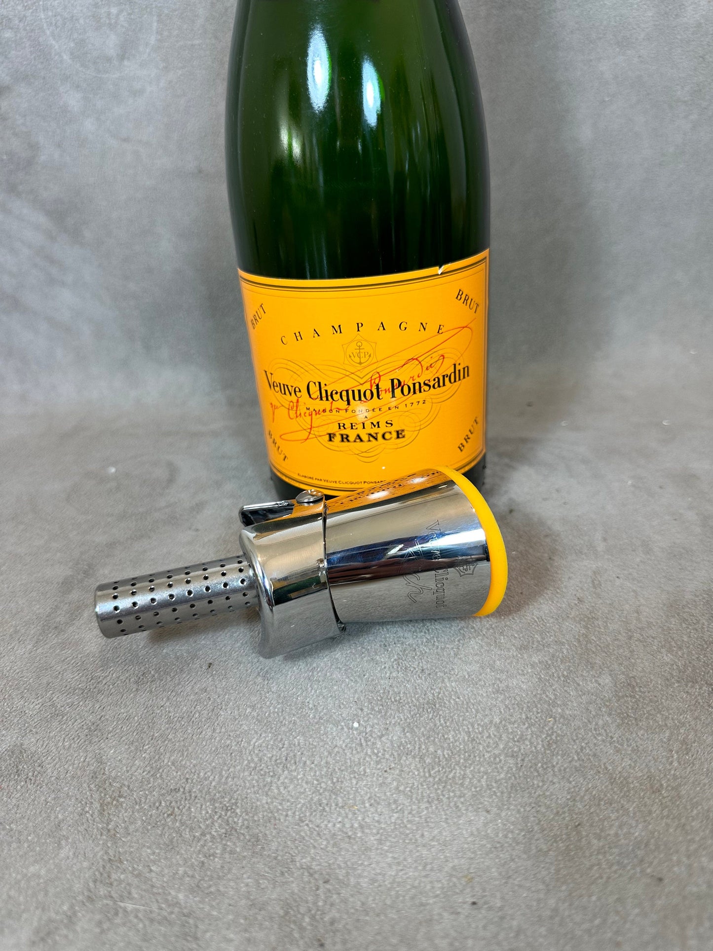 RARE Veuve Clicquot Rich special steel stopper for mixing, mixology and Veuve Clicquot Ponsardin cocktail