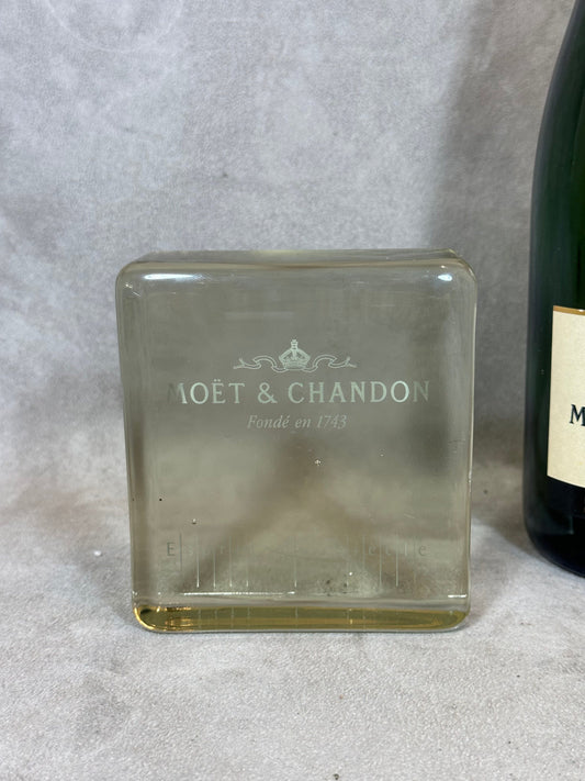 RARE Glass decoration paperweight by Waltersperger for Moet et Chandon champagne "L'esprit du siècle" vintage Made in France