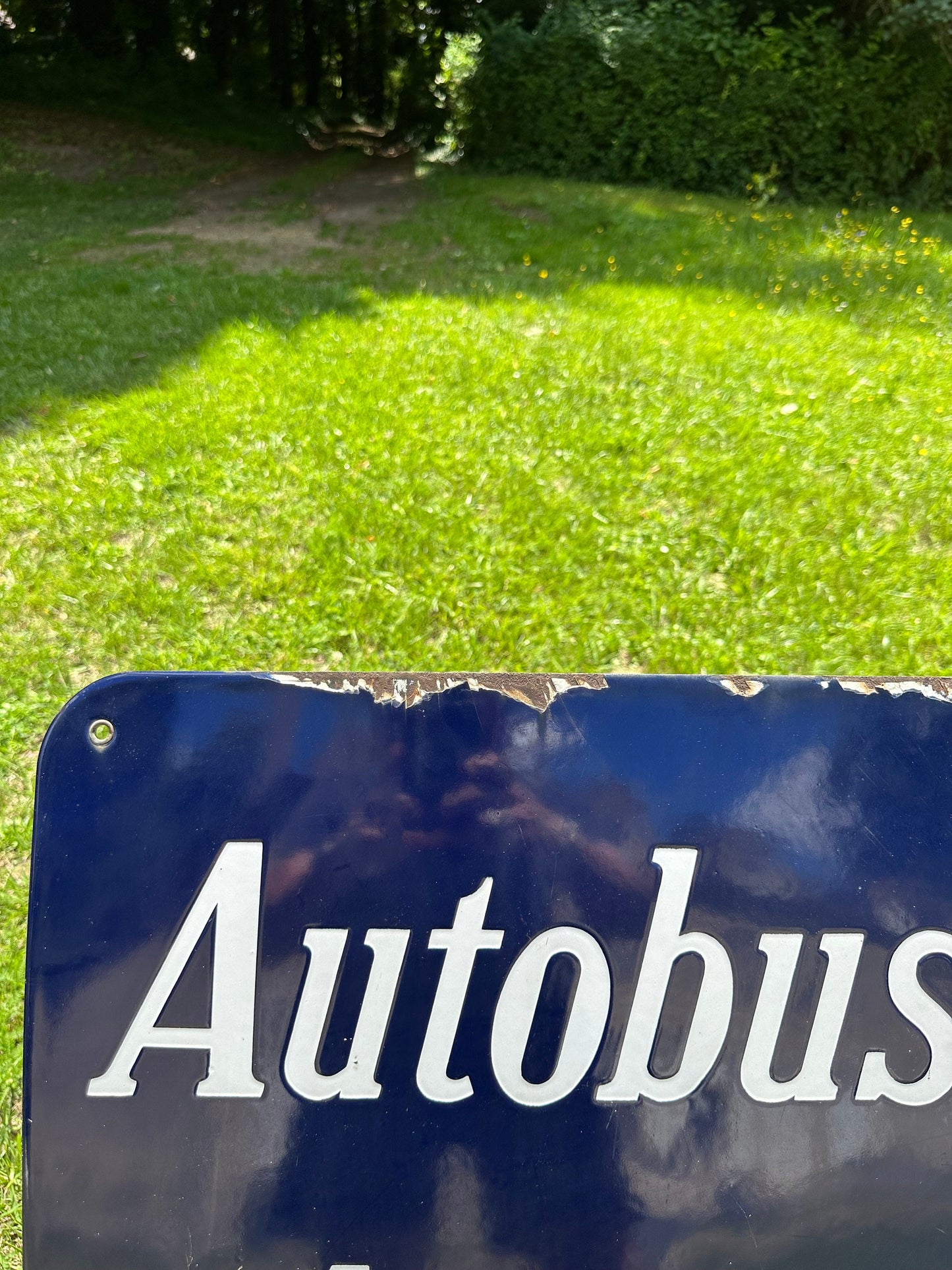 RARE Plaque de rue de ville française " AUTOBUS ARRET" vintage en tôle émaillée bleue . Made in France 1930