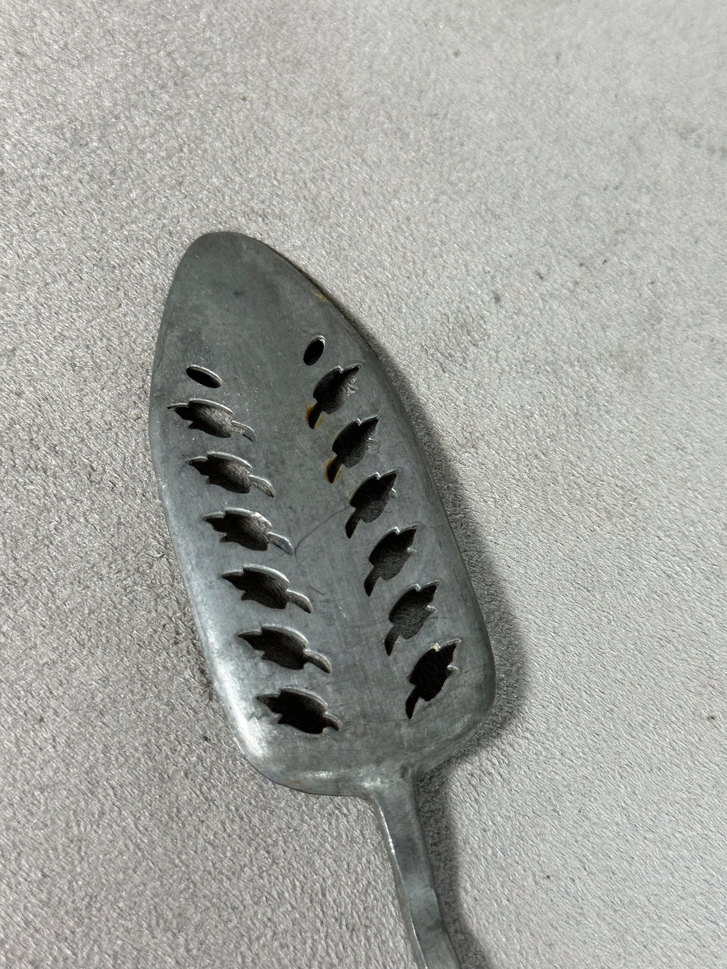 Ancienne cuillère à absinthe en metal  vintage 1900 Made in France