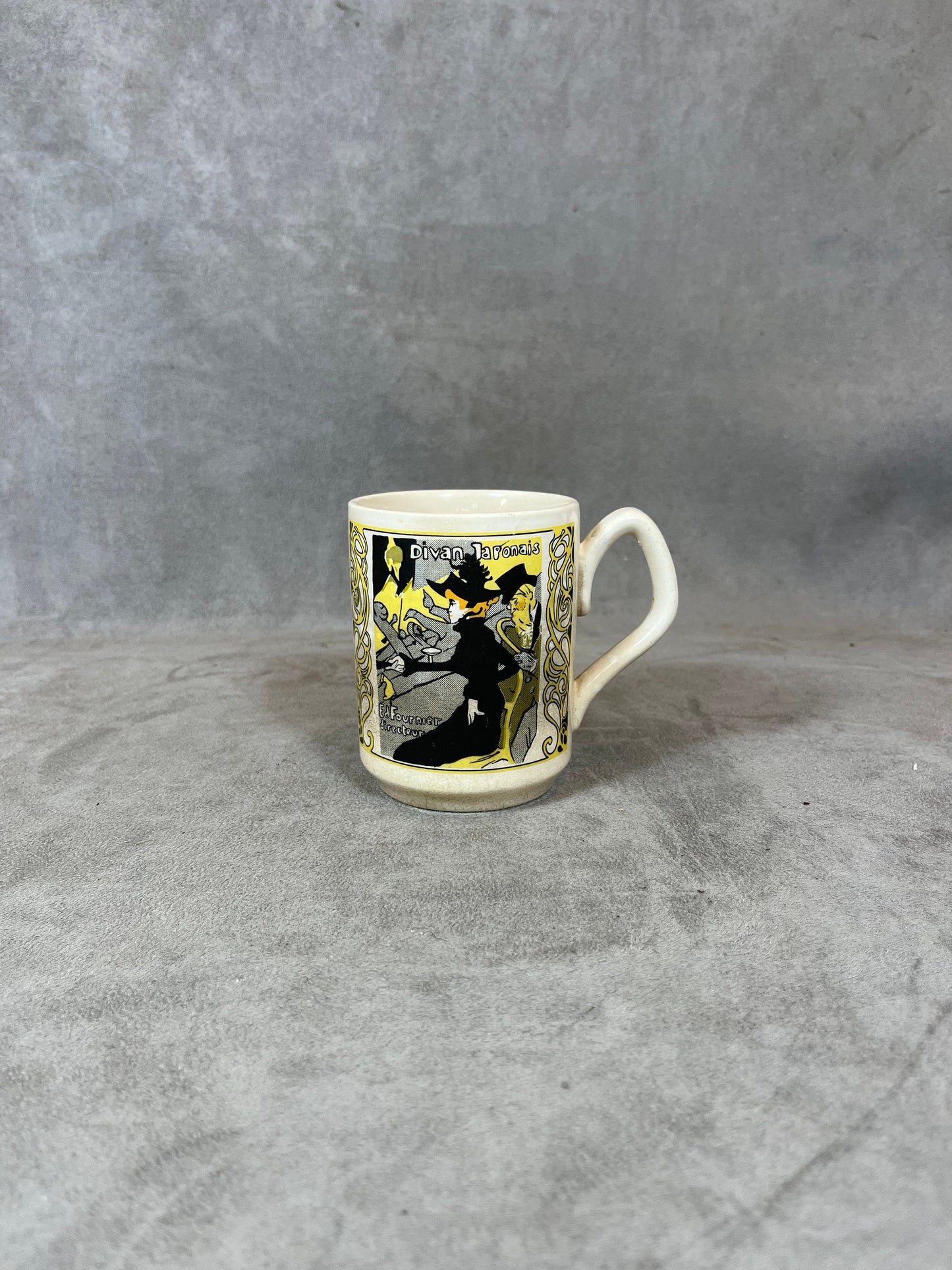 Advertising mug by Toulouse Lautrec from Divan Japonais in Paris vintage Made in France