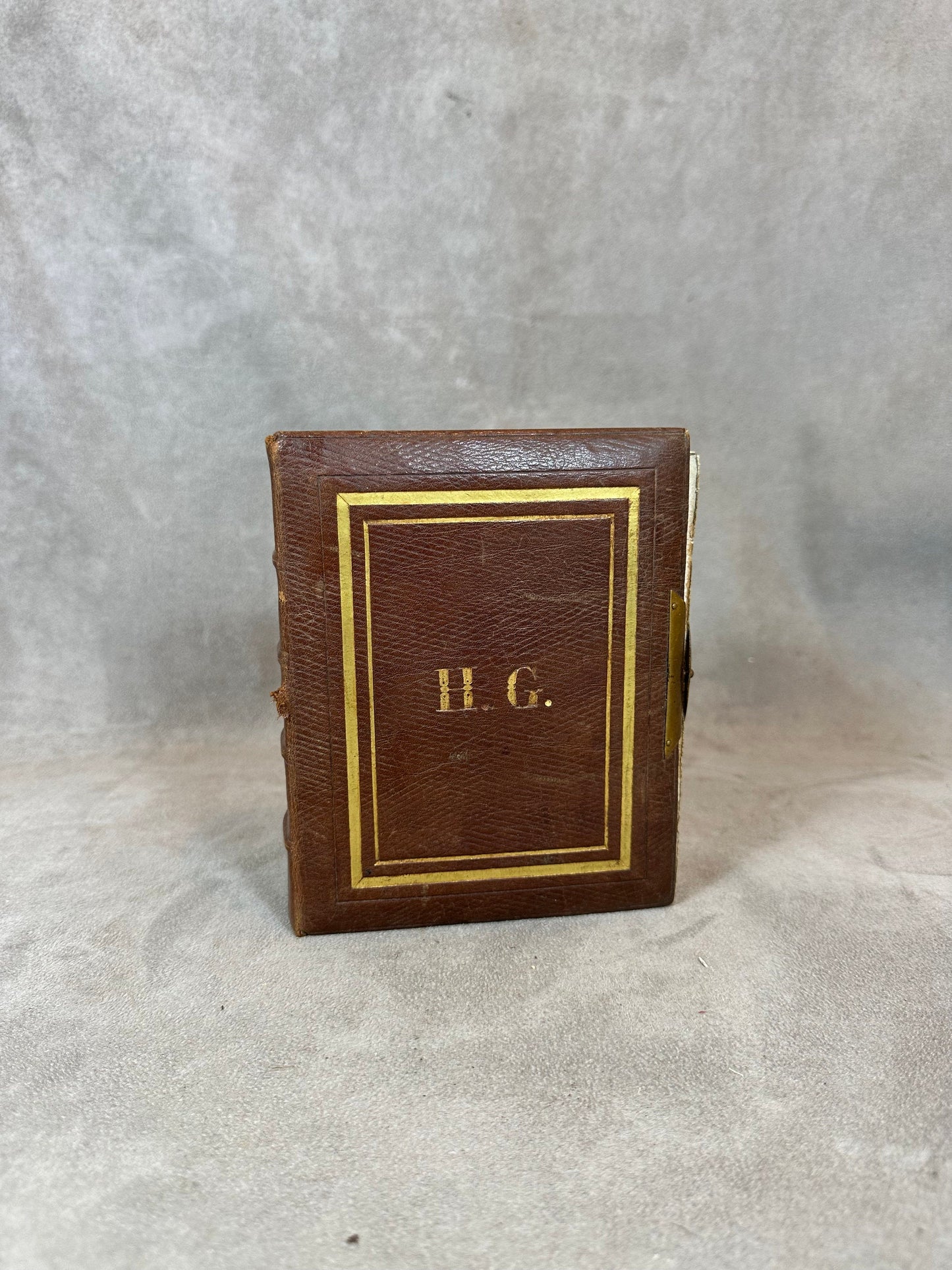 RARE Magnificent photo album or secret book in leather and brass Made in France Late 19th century