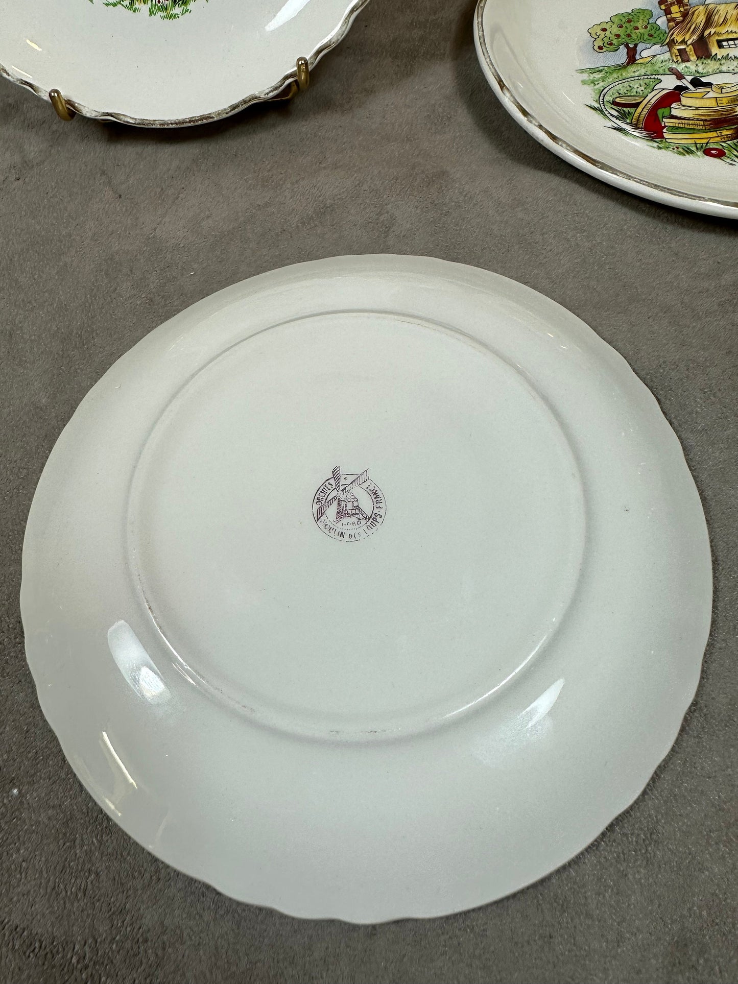 Set of 6 Earthenware Plates on the Theme of Cheese by Moulin des Loups, Made in France, Vintage 1960