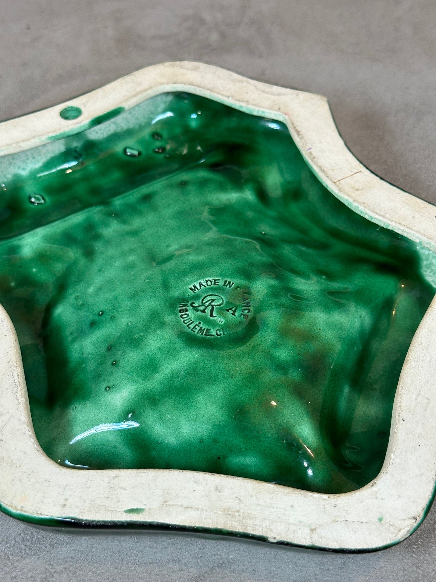 RARE Magnificent Polignac Prince Hubert ashtray in vintage green ceramic made in France 1950