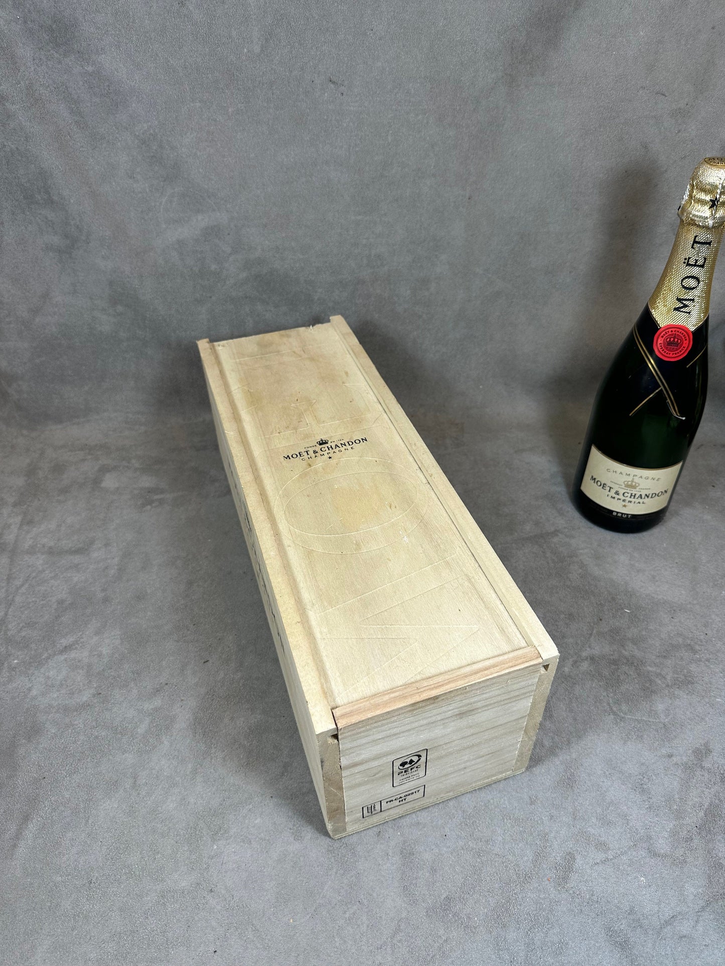Wooden box for Moet&amp;Chandon champagne bottles Made in France 1980s